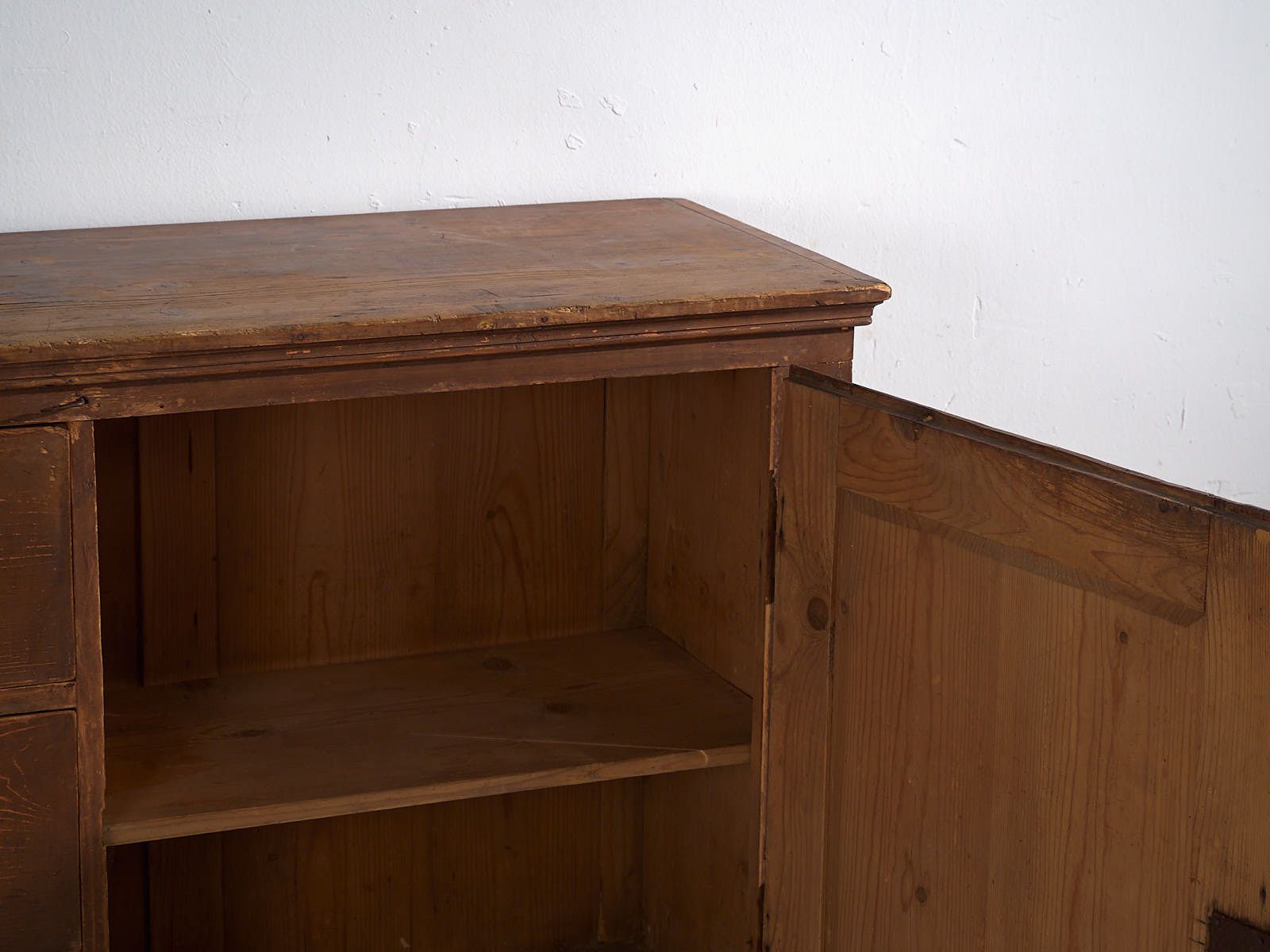 1034.0 Large Antique Chest Of Drawers (C.1920) photo