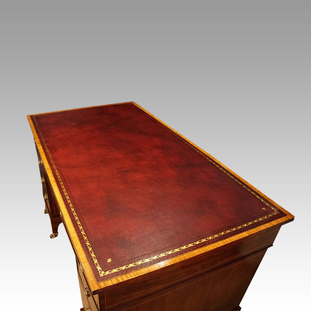 photo furniture Edwardian Inlaid Mahogany Pedestal Desk