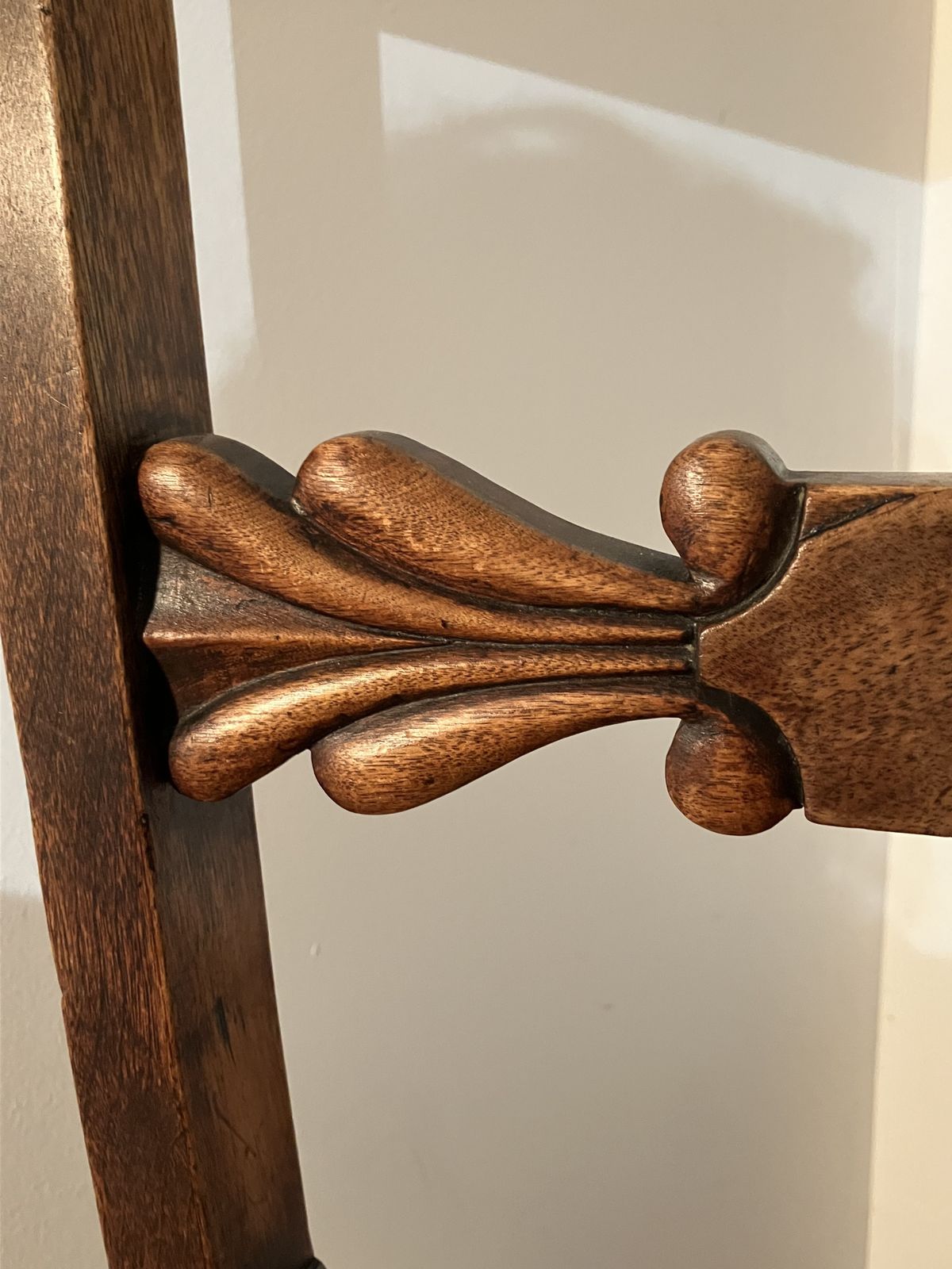 18th Century Oak And Elm English Antique Chair photo 145.0