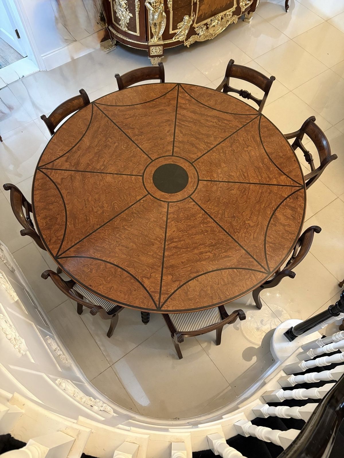 Magnificent Quality Large Antique Burr Pollard Oak And Ebony Inlaid Round Dining Table photo 17500.0