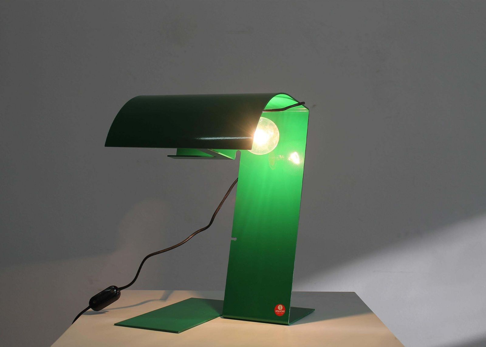 Trabucchi Vecchi Volpi Blitz Table Lamp In Green Lacquered Metal By Stilnovo 70s photo vintage