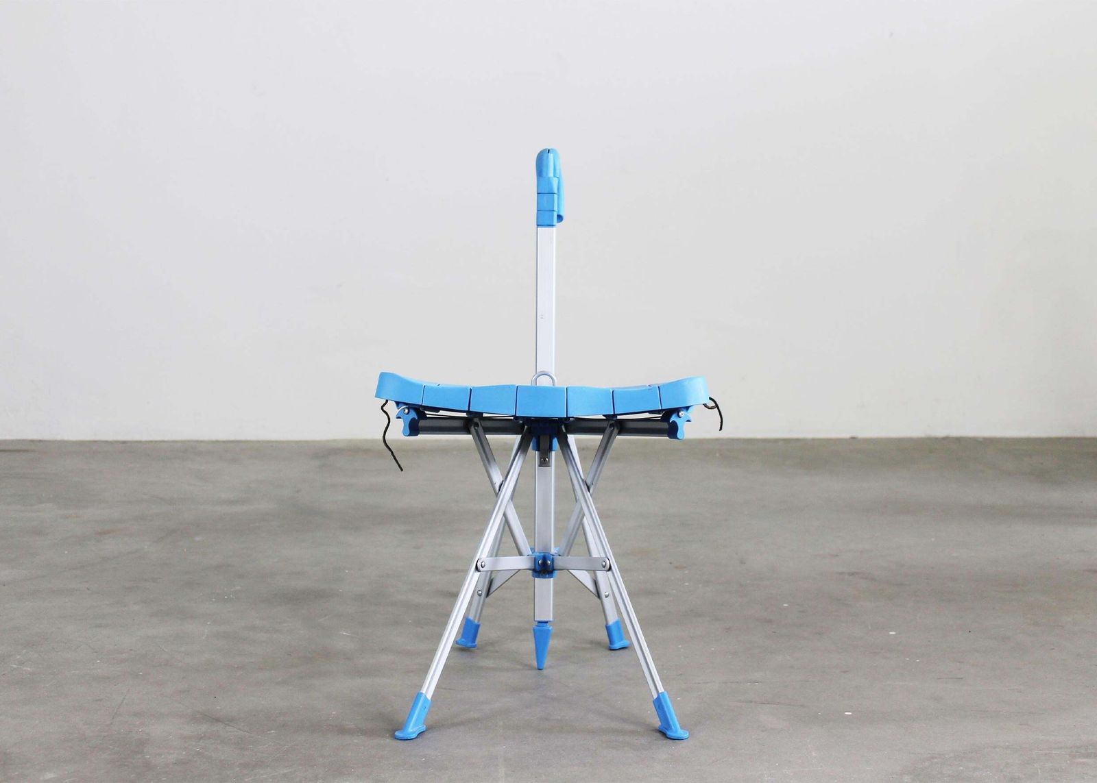 Furniture Gaetano Pesce Set Of Four Multicoloured Umbrella Chairs By Zerodisegno 1990s photo