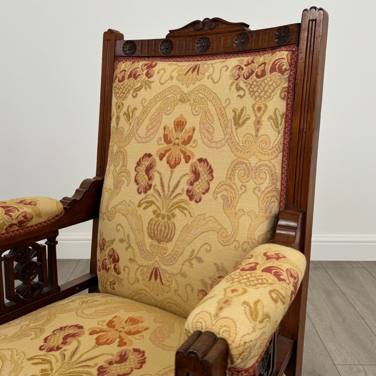 Furniture Antique 20th Century Good Quality Armchair In Mahogany photo