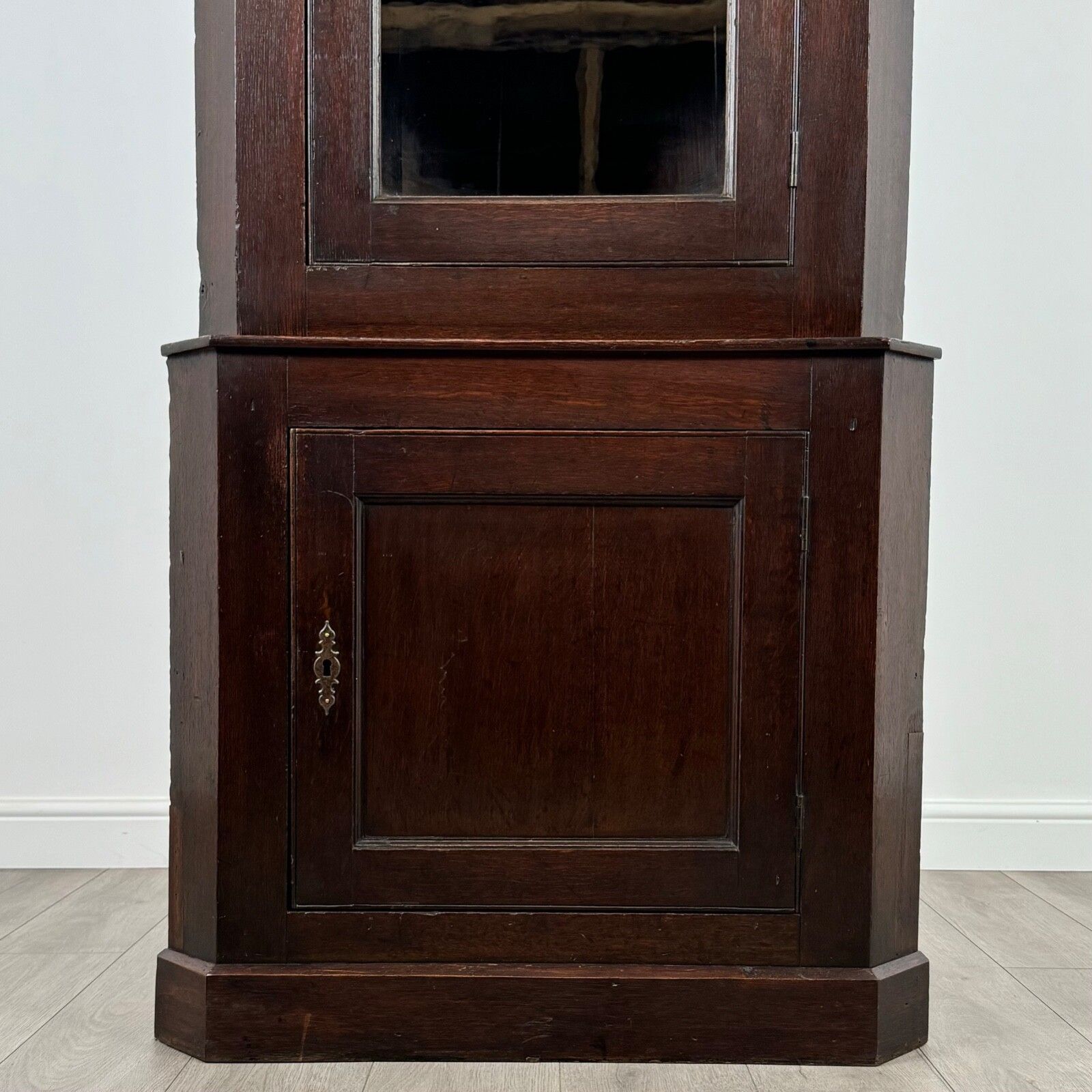 Antique 19th Century Good Quality Corner Cabinet In Oak photo 495.0