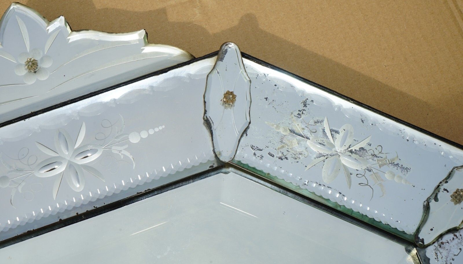 Stunning Antique Circa 1910 Venetian Etched Glass Cushion Shaped Wall Mirror photo Home Decor