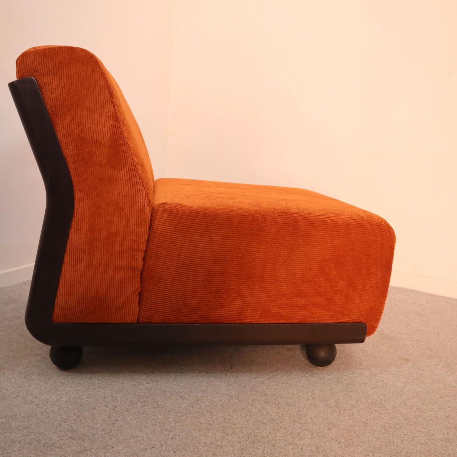 Mid Century Modern Amanta 24 Armchair Modular Sofa Mario Bellini B&B Italia 1970 photo vinterior