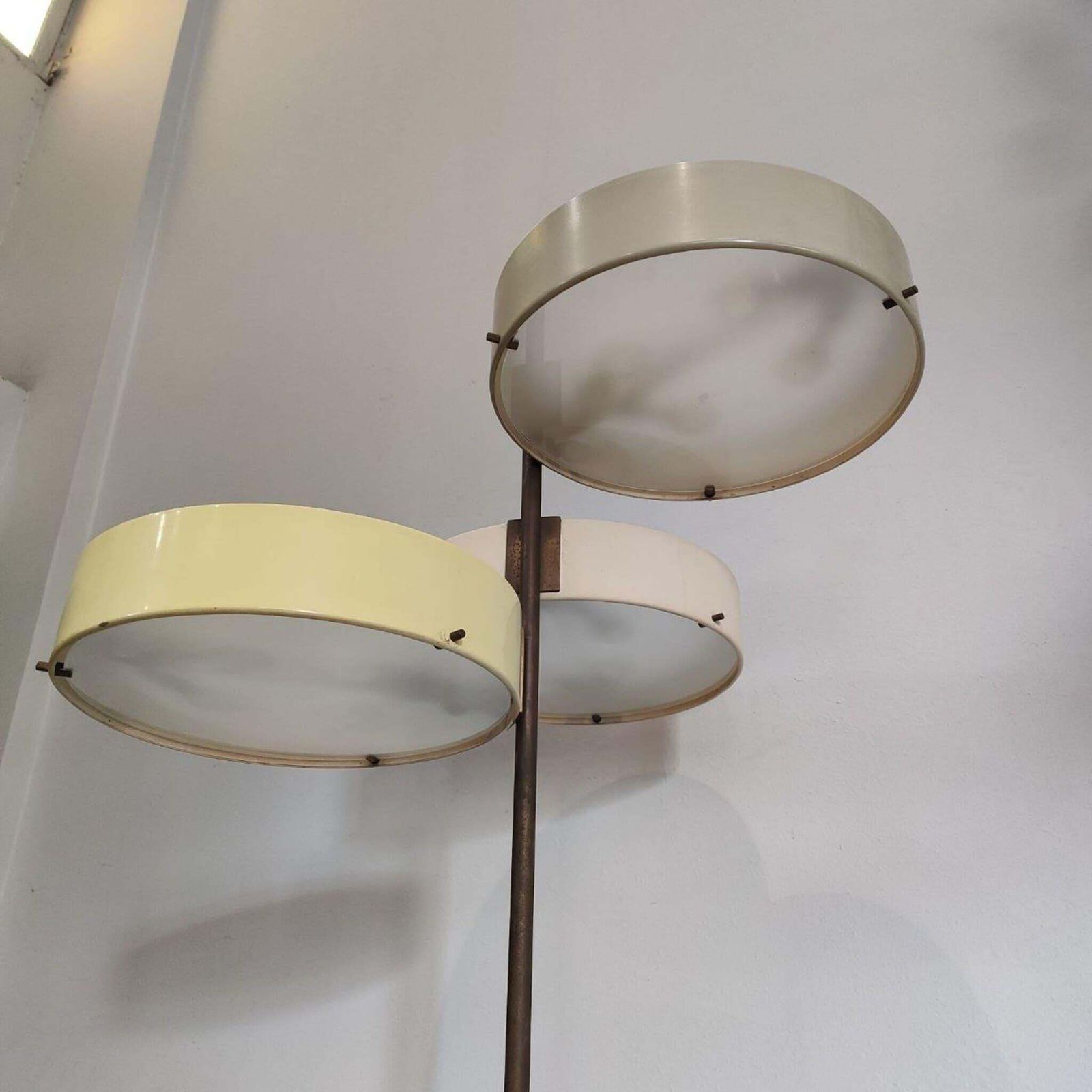 photo furniture Mid Century Modern Brass Floor Lamp By Bruno Gatta For Stilnovo, Italy, 1950s