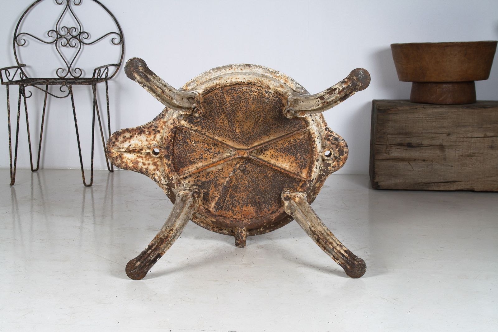 Garden Furniture Unusual 19th Century Victorian Cast Iron Garden Side Table Or Pot Stand photo