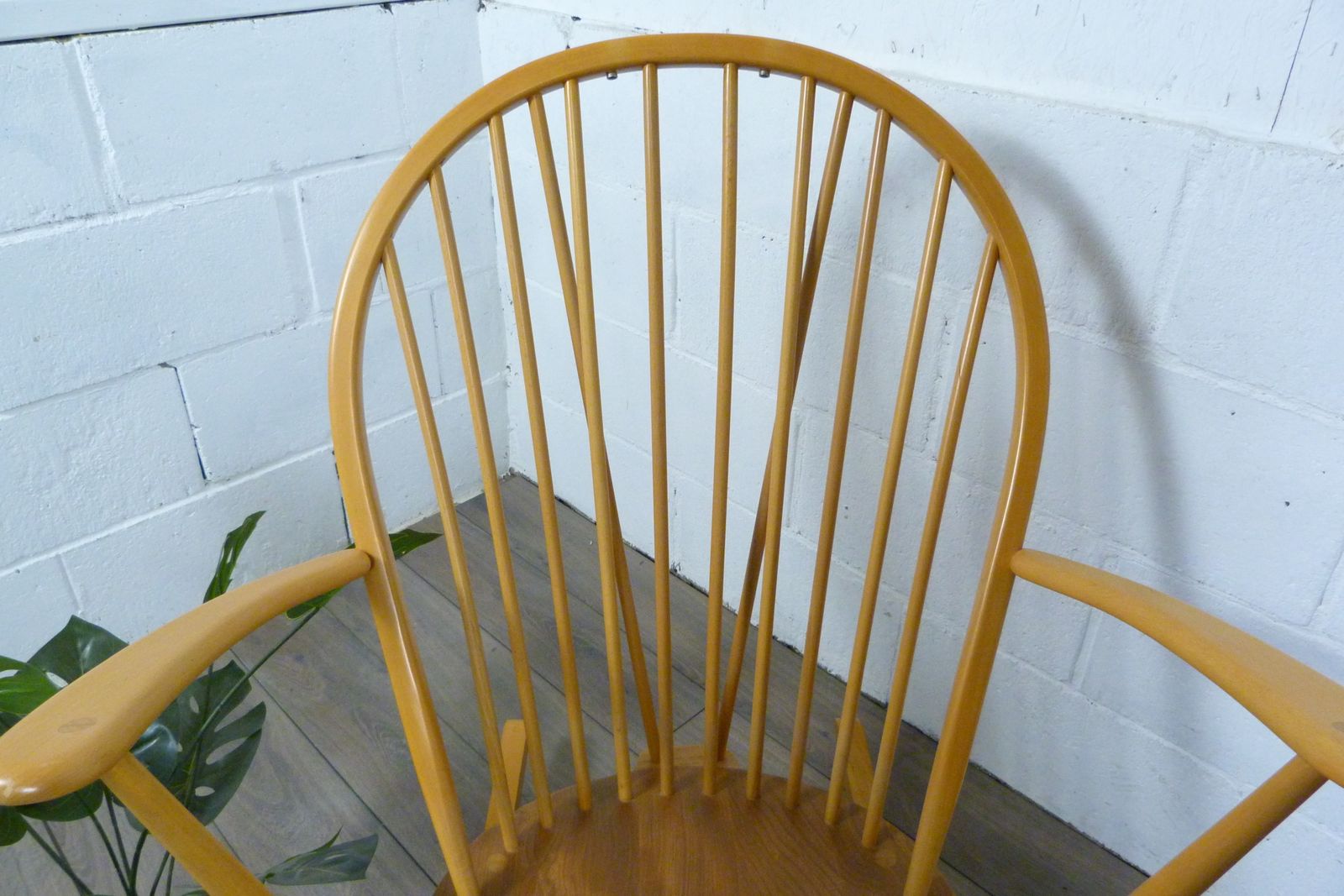 photo vintage Ercol Windsor Grandfather Blonde Rocking Chair