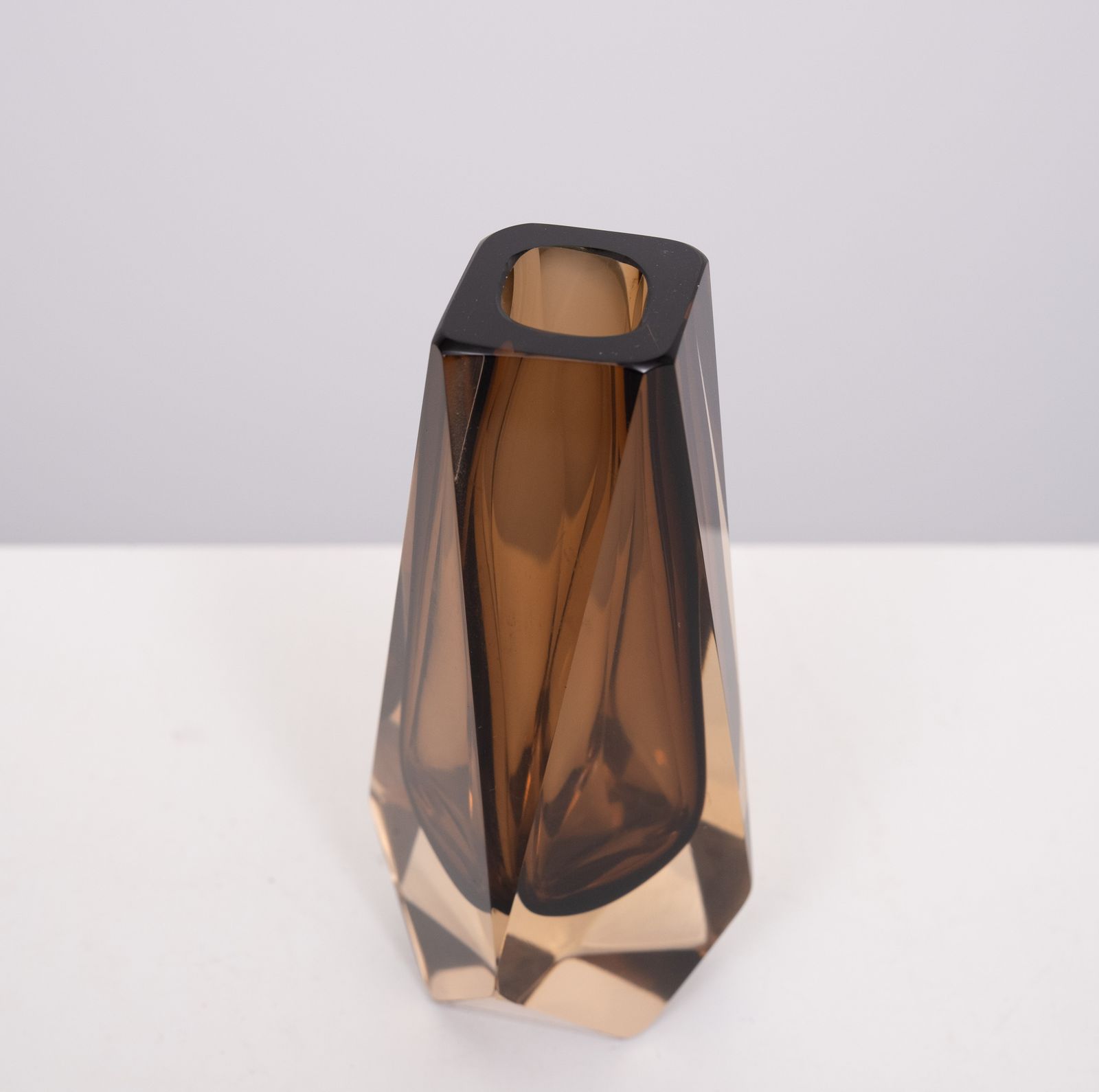 Murano Italian Luigi Mandruzzato Brown Facet Cut Art Glass Vase 1960s photo furniture