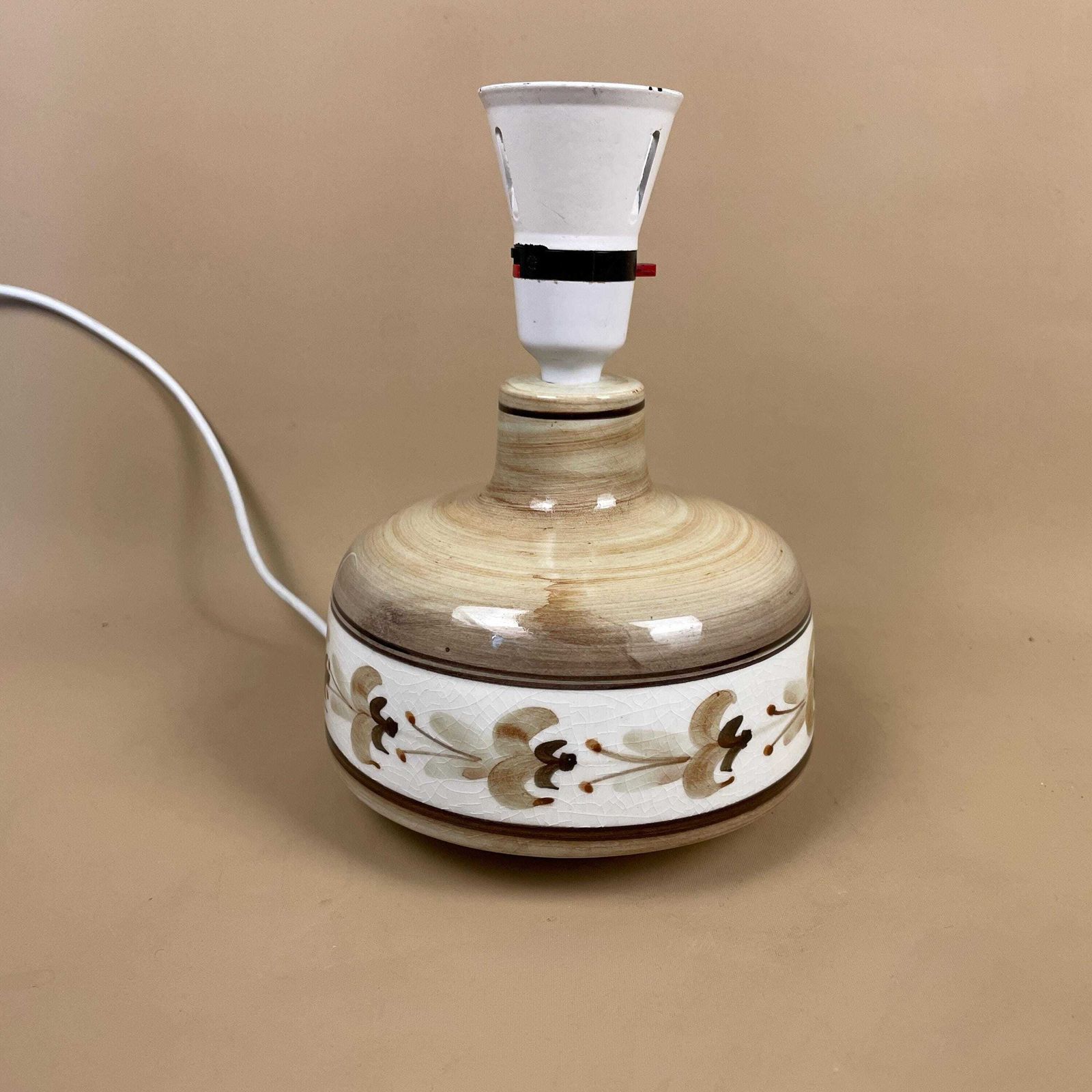 Vintage Ceramic Patterned Brown Floral Tape Lamp Bedside Table Light Round Vase Retro Cottage Jersey Pottery Antique Pattern Hand Painted photo 65.0