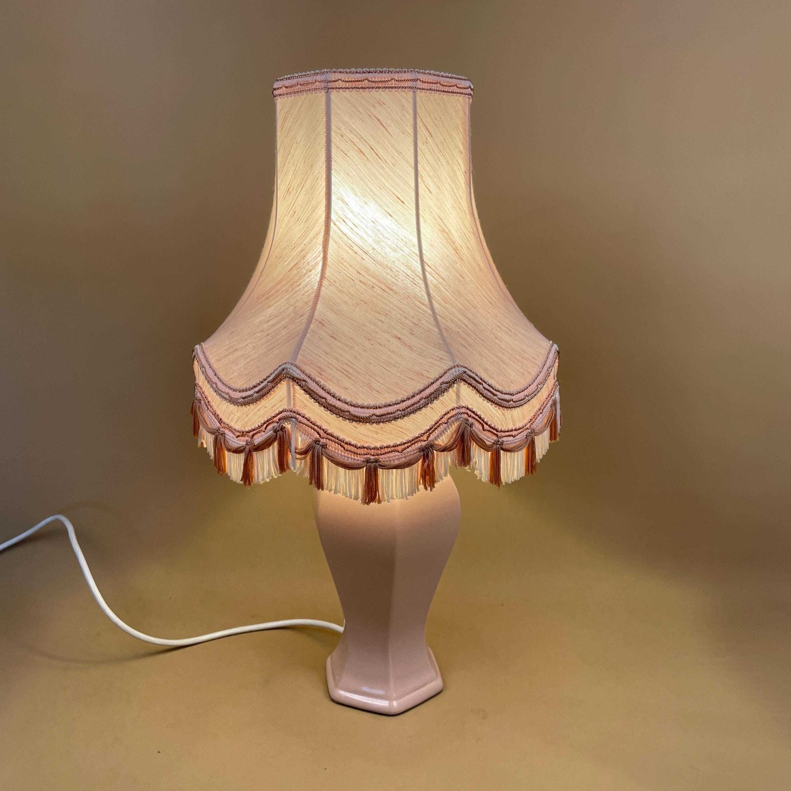 Vintage Ceramic Pale Pink Lamp Bedside Table Light Round Hexagon Retro Cottage Pottery Lampshade Shade Tassel Fringe Edge