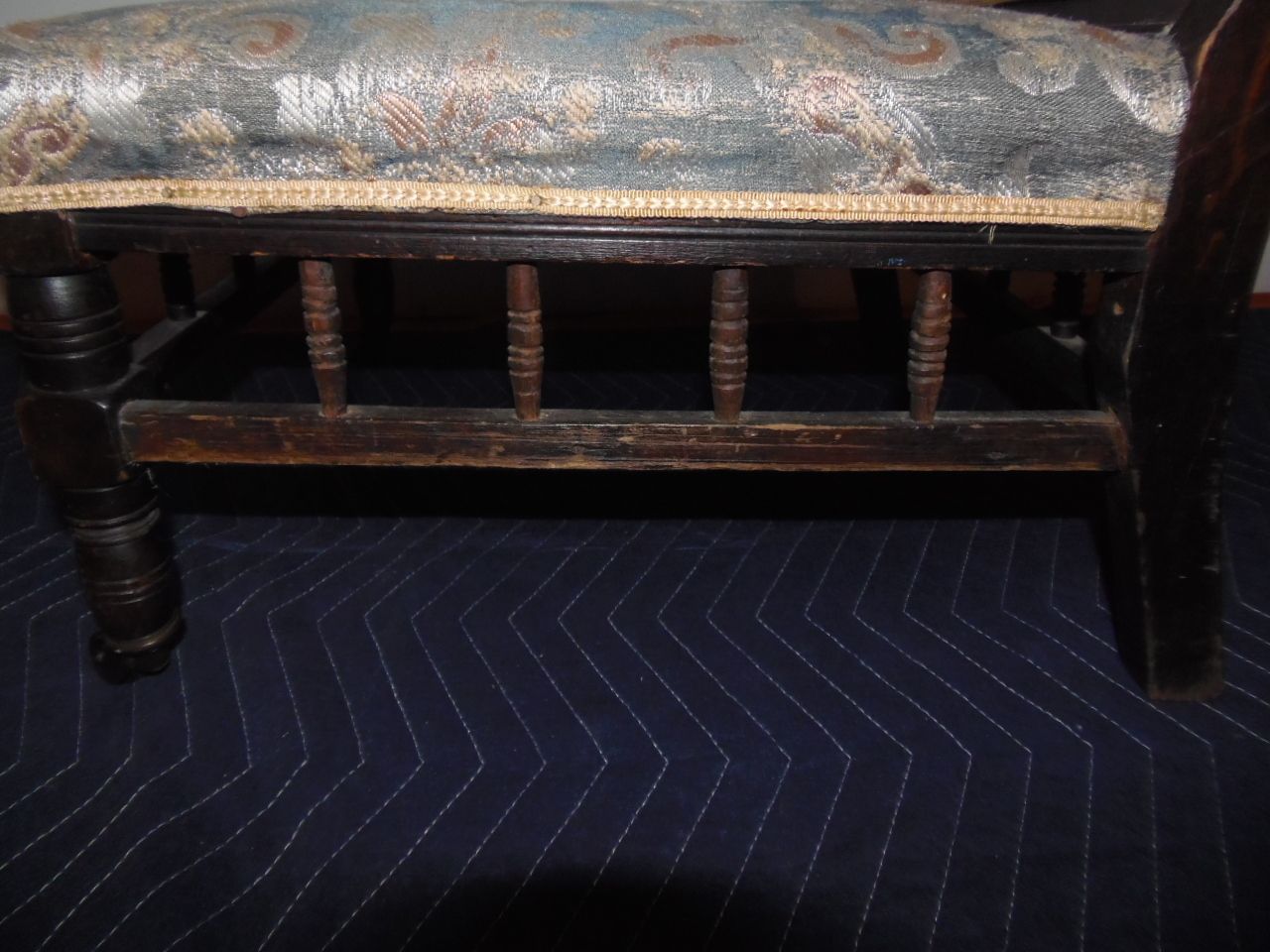 Arts And Crafts Chair  / Aesthetic Movement photo buy