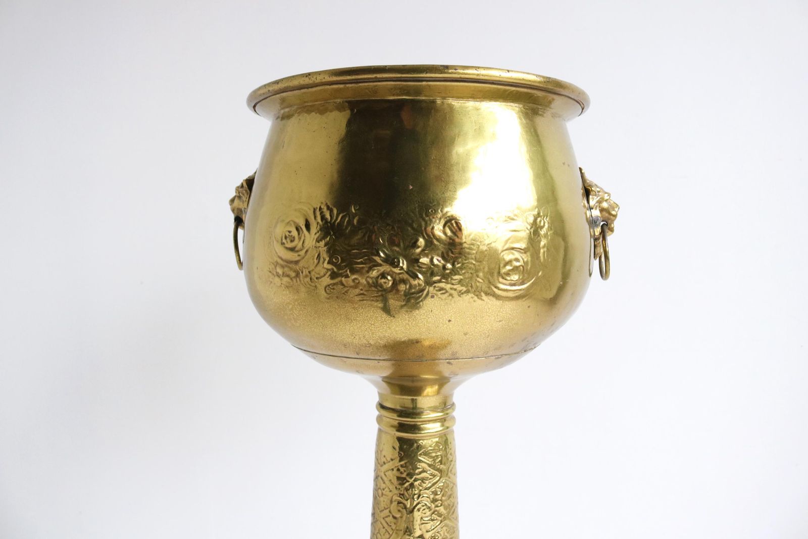 Antique Copper Jardiniere On Stand Floral And Lion Head Decor Standing Brass Flowerpot Plant Stand Ice Bucket Wine Cooler On Stand 1900s photo for sale