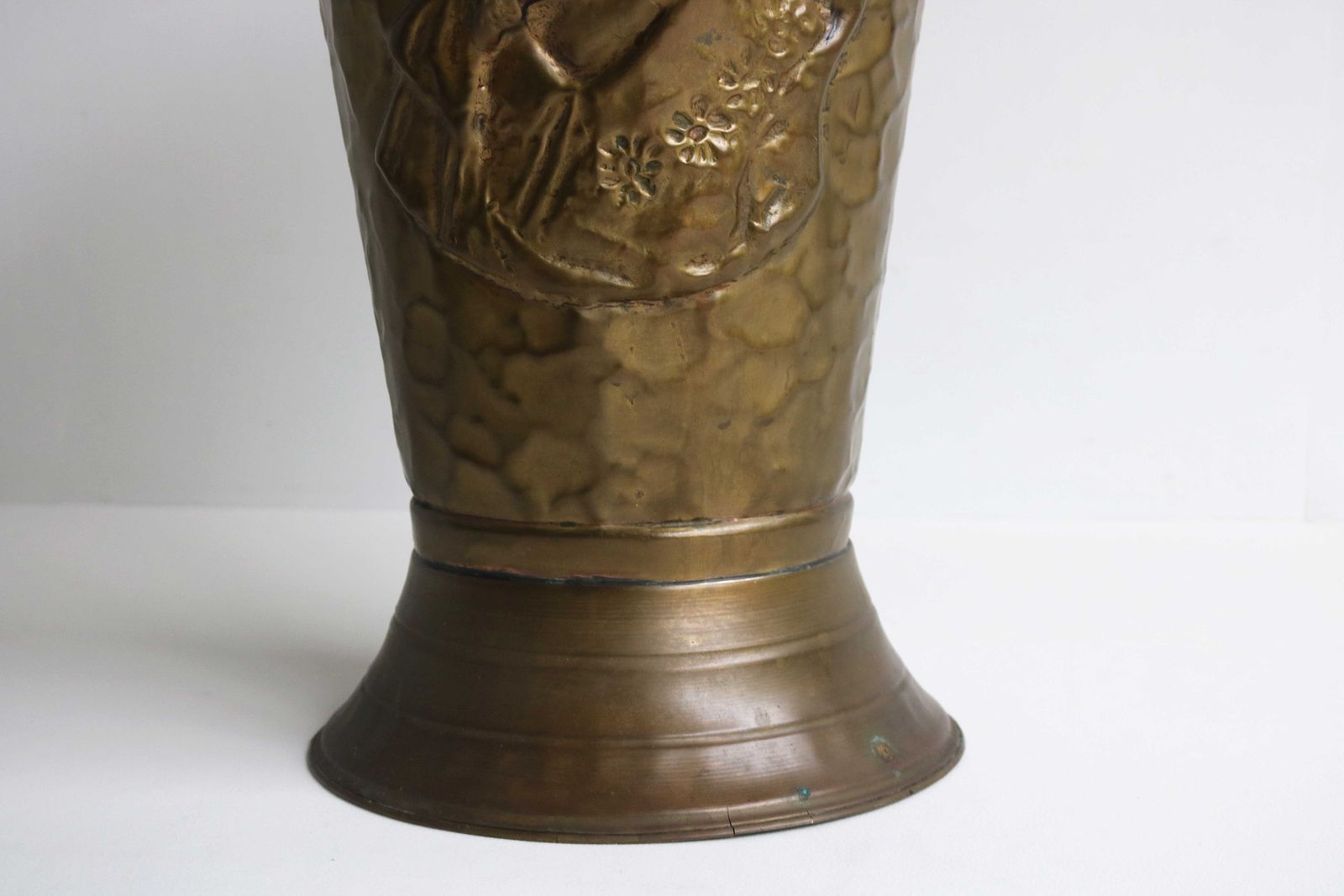 photo furniture Vintage Brass Hammered Umbrella Stand / Holder Peter Paul Rubens Dragon / Gargoyle's Handles Mid  Century Cane Stand Entrance Hall 50s