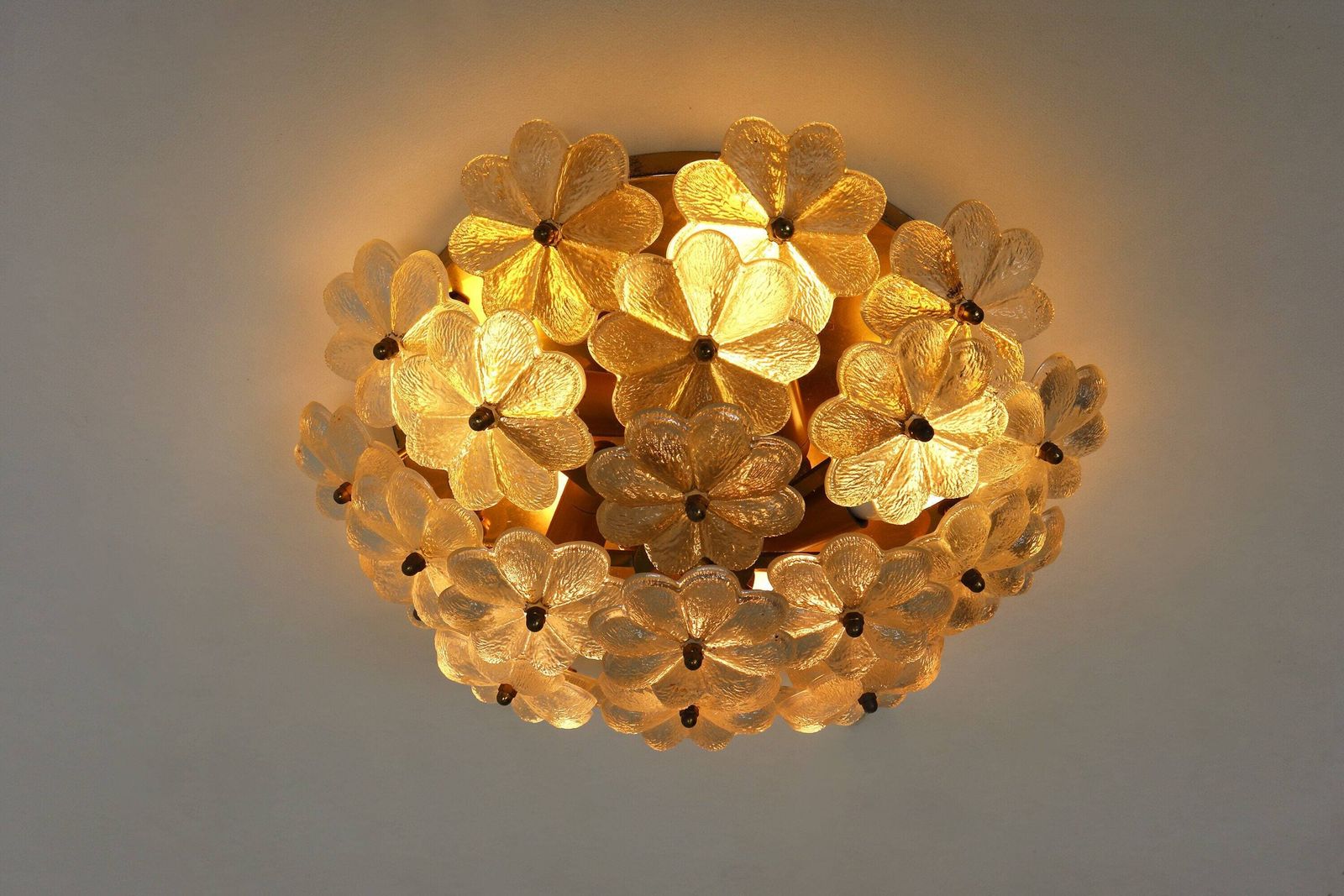Large Appr. 16" Diameter Mid Century Floral Murano Brass Crystal Glass Ceiling Light Ernst Palme Germany 1960 Flower Flush Mount Wall Light