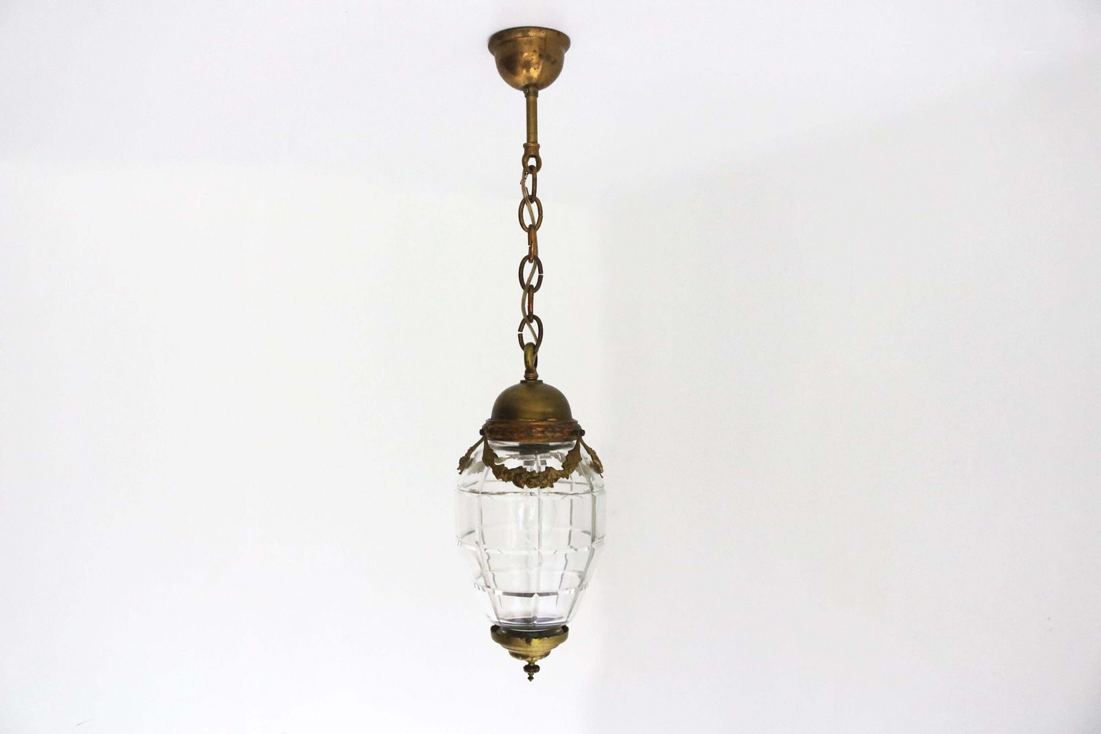 Antique Art Deco French Hanging Lamp With Garlands , Gilded Brass And Etched Glass Ceiling Lamp Hallway Pendant Lamp Lantern, 1930s