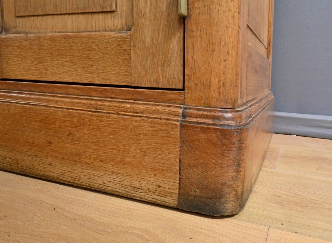 Furniture Important Oak Commercial Furniture – 1920 photo