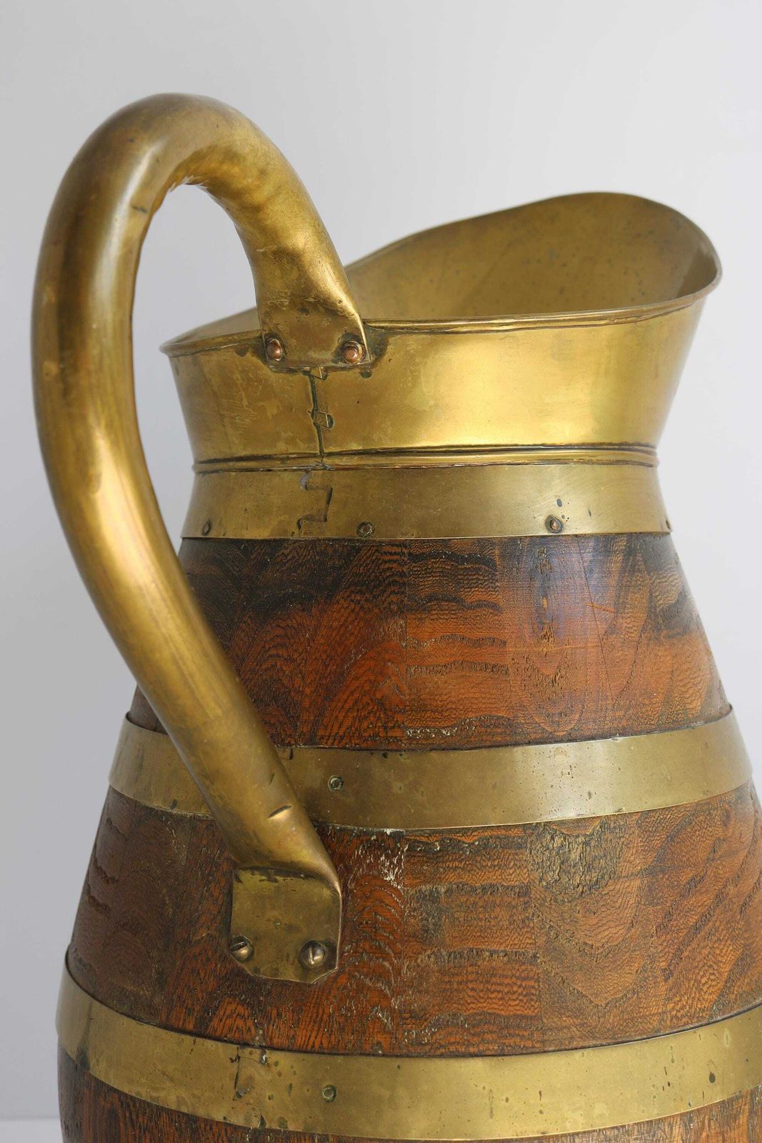 Massieve Xl Antieke Franse Koperen En Eiken Kan, Grote Wijnkruik, Grote Franse Paraplubak/Stokkenstandaard 1900 photo Woonaccessoires