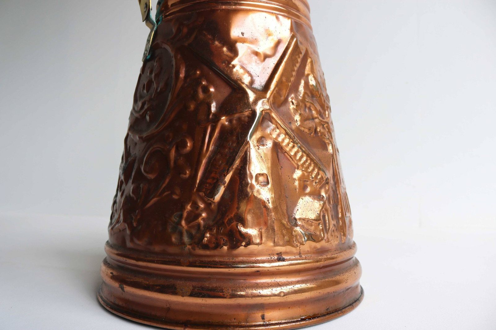 Mid 20th Century Brass Copper Coal Scuttle Umbrella Cane Stand Ash Scuttle Fireplace Bucket Dutch Embossed Mill Farmhouse 1950 1960s photo for sale