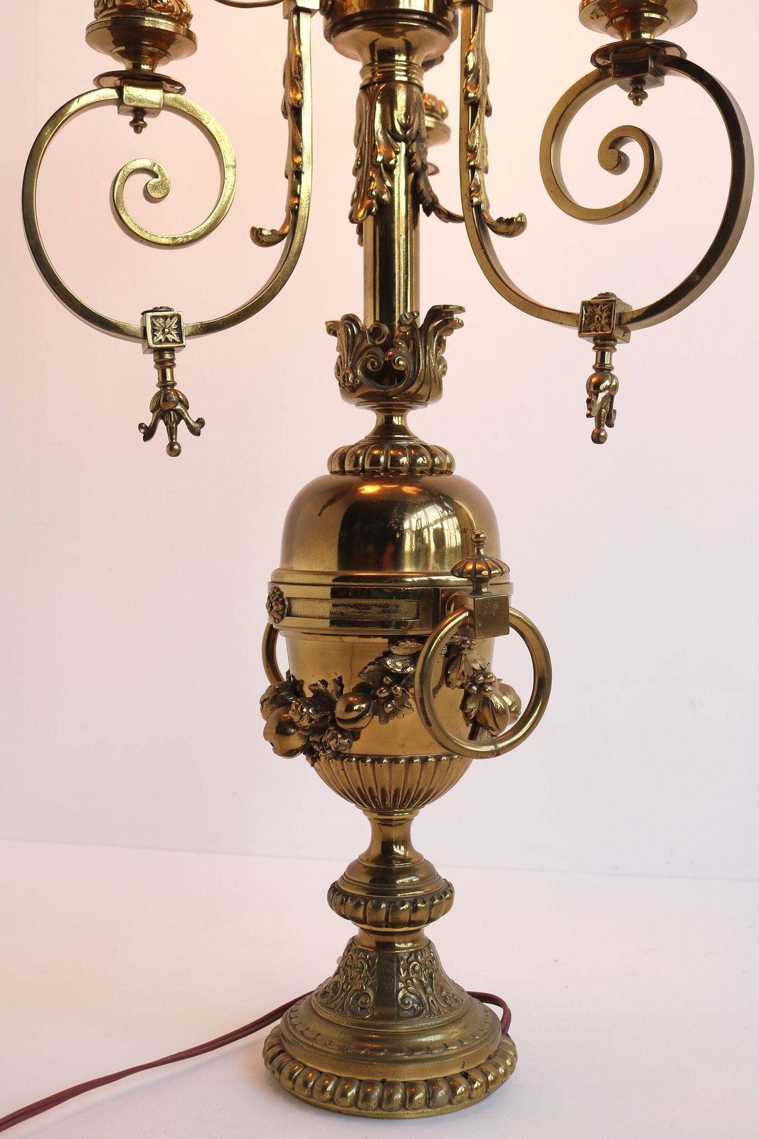 An Impressive Ornate Converted Late Victorian Brass Gas Table Lamp Four Lights Hollywood Regency Desk Lamp Standing Antique Lightning 1880s photo 1433.0