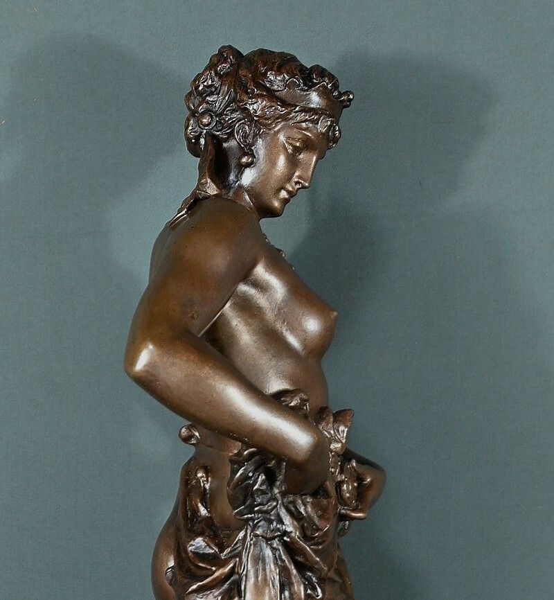 photo buy Important Bronze “Nycia” By Ch. Le Bourg – 2nd Part Of The 19th Century