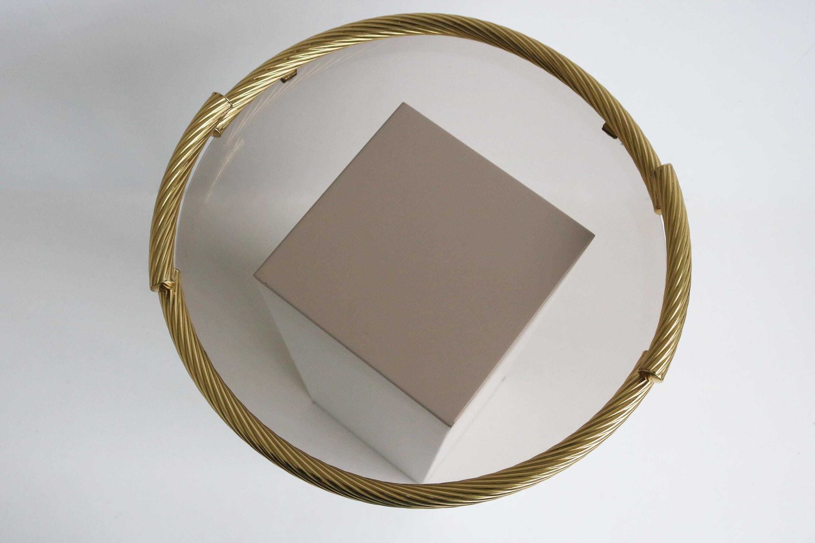 photo furniture Dimart Milano 24 Karat Gold Plated Brass Italian Round Tray With Smoked Glass 1980s