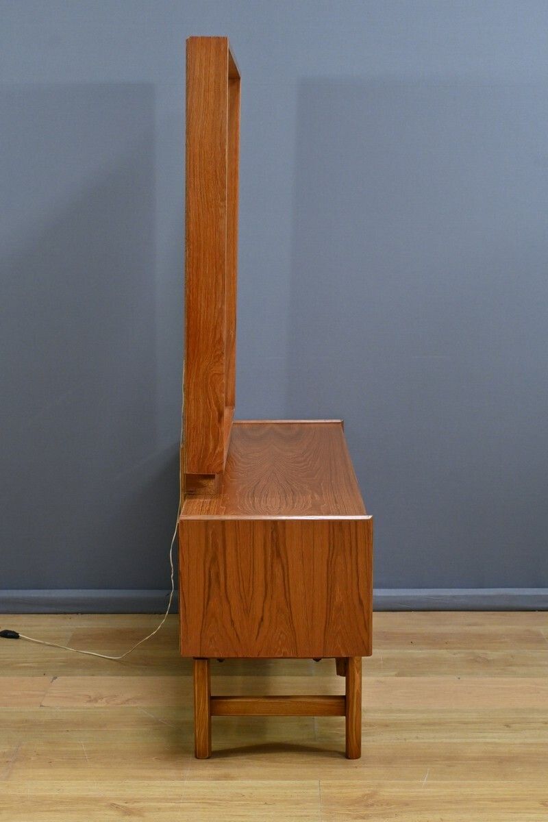 photo vinterior Scandinavian Teak Dressing Table – 1960