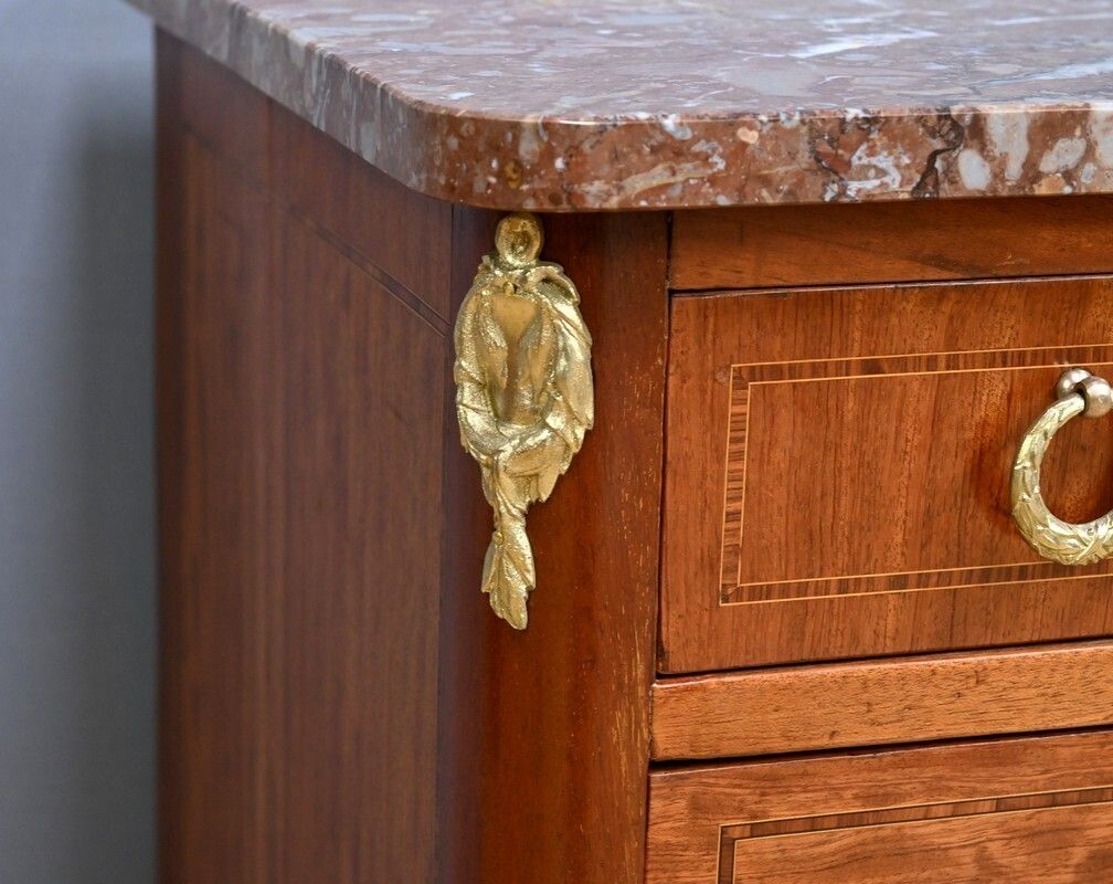 photo vinterior Small Chest Of Drawers In Blond Mahogany – Early 20th Century