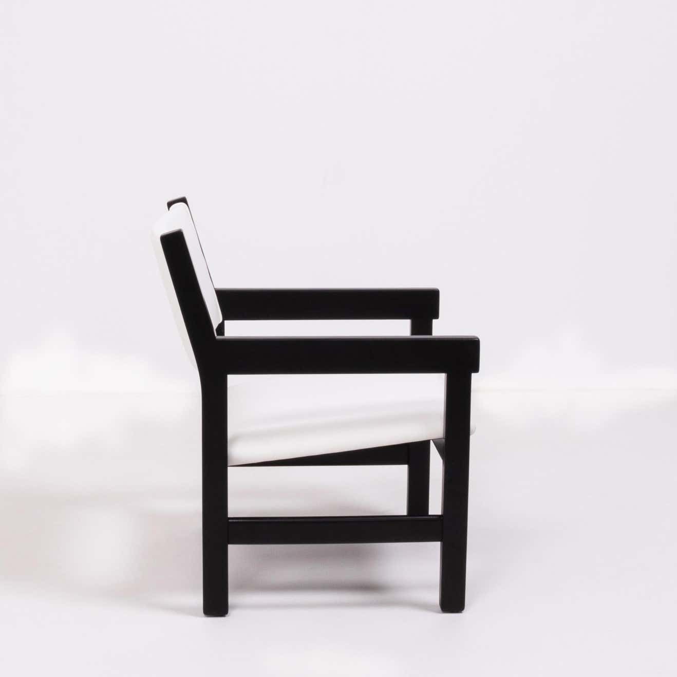 Hans Wegner Midcentury Dining Chairs For Getama In White, Set Of Six photo buy