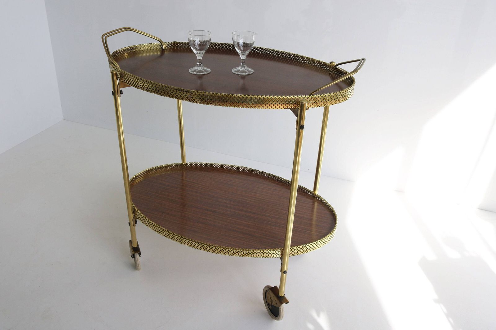 Oval Mid Century Bar Cart Serving Trolley Cocktail Tea Cart Beverage Italian Hollywood Regency 1960 Vintage Bottle Holder Brass Side Table photo Furniture