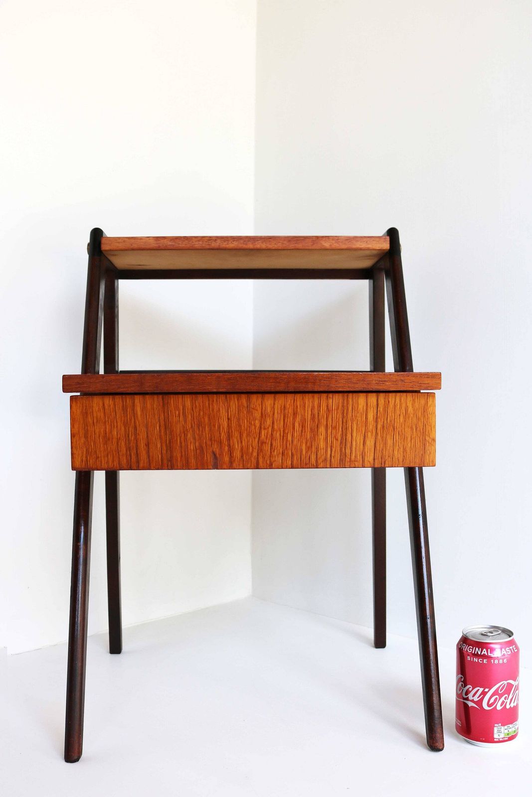 photo furniture Danish Modern Teak Nightstand Mid Century End Table Compass Legs Bedside Table Two Tiers Drawer Side Table Bedside Cabinet