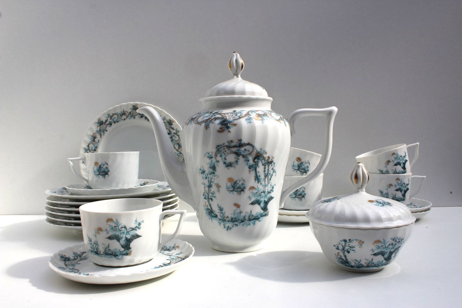 Sierlijk Romantisch Porseleinen Zwanenservies Royal Tettau Bavaria Koffie  En Theeservies Antieke Kop En Schotel 1900