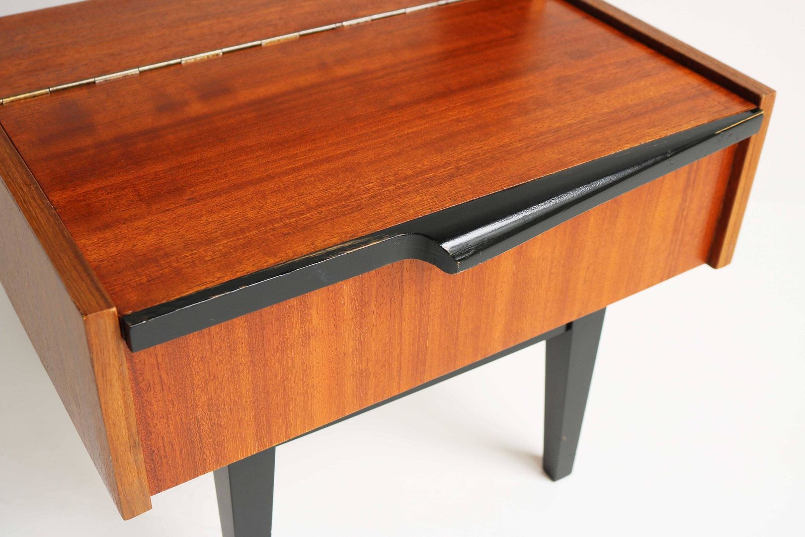 Midcentury Modern Teak Black Legs Valve Scandinavian 60 S Nightstand Danish Bedside Table Side Table End Table 1950 Retro photo furniture