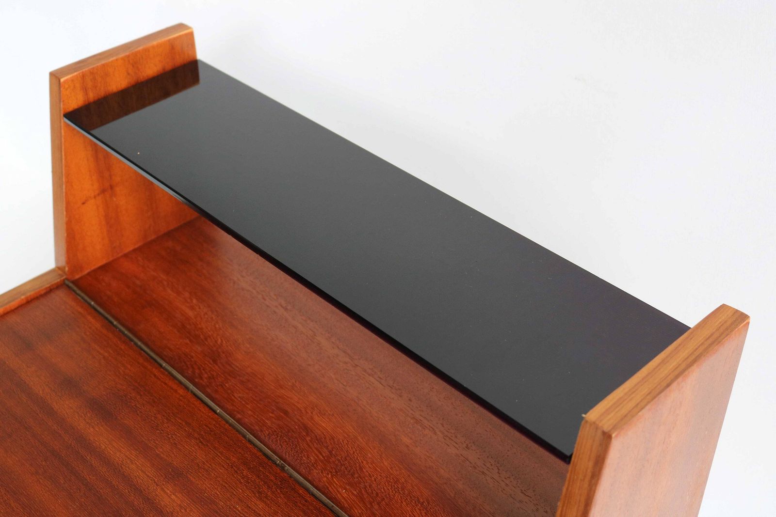Midcentury Modern Teak Black Legs Valve Scandinavian 60 S Nightstand Danish Bedside Table Side Table End Table 1950 Retro photo Furniture