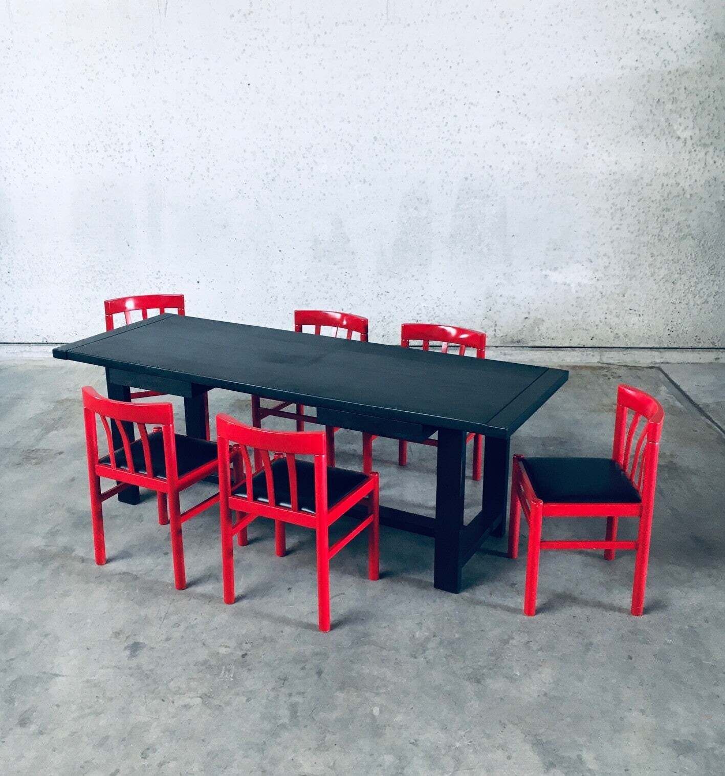 Mid Century Modern Design Eetkamerstoelen In Rood, Set Van 6 – België, Ca. Jaren 1960 photo 900.0