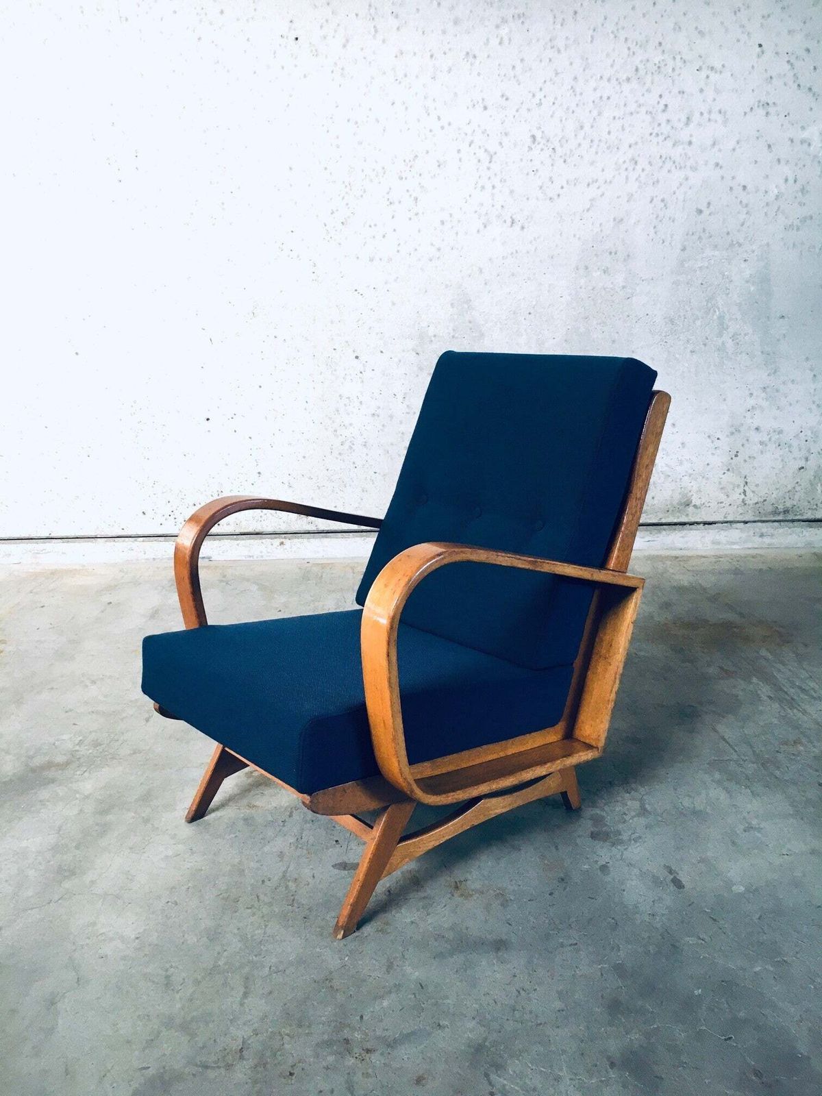 3000.0 Mid Century Modern Design Bentwood Lounge Chairs, Jaren 1950, België photo
