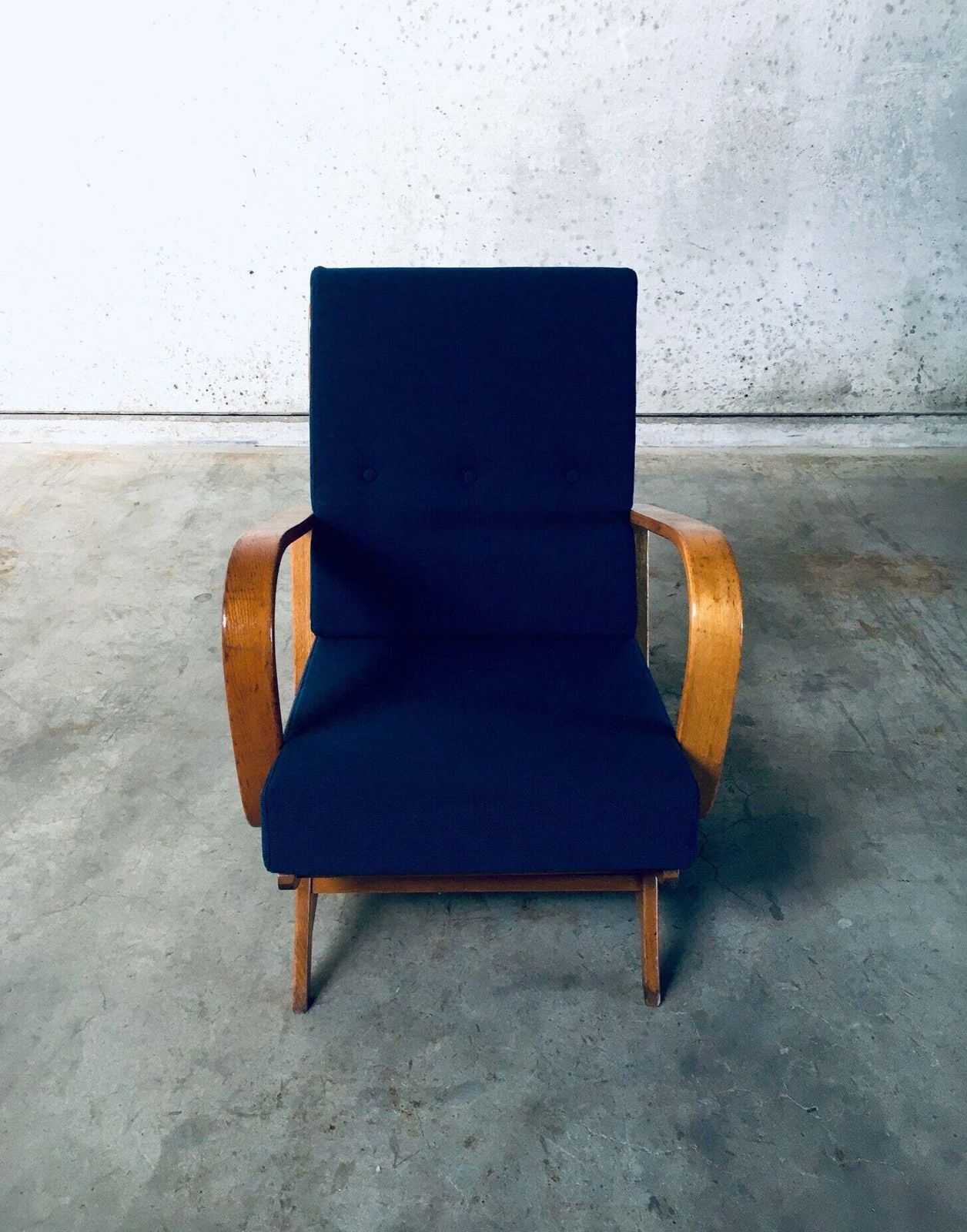 photo vintage Midcentury Modern Design Bentwood Lounge Chairs, 1950's Belgium