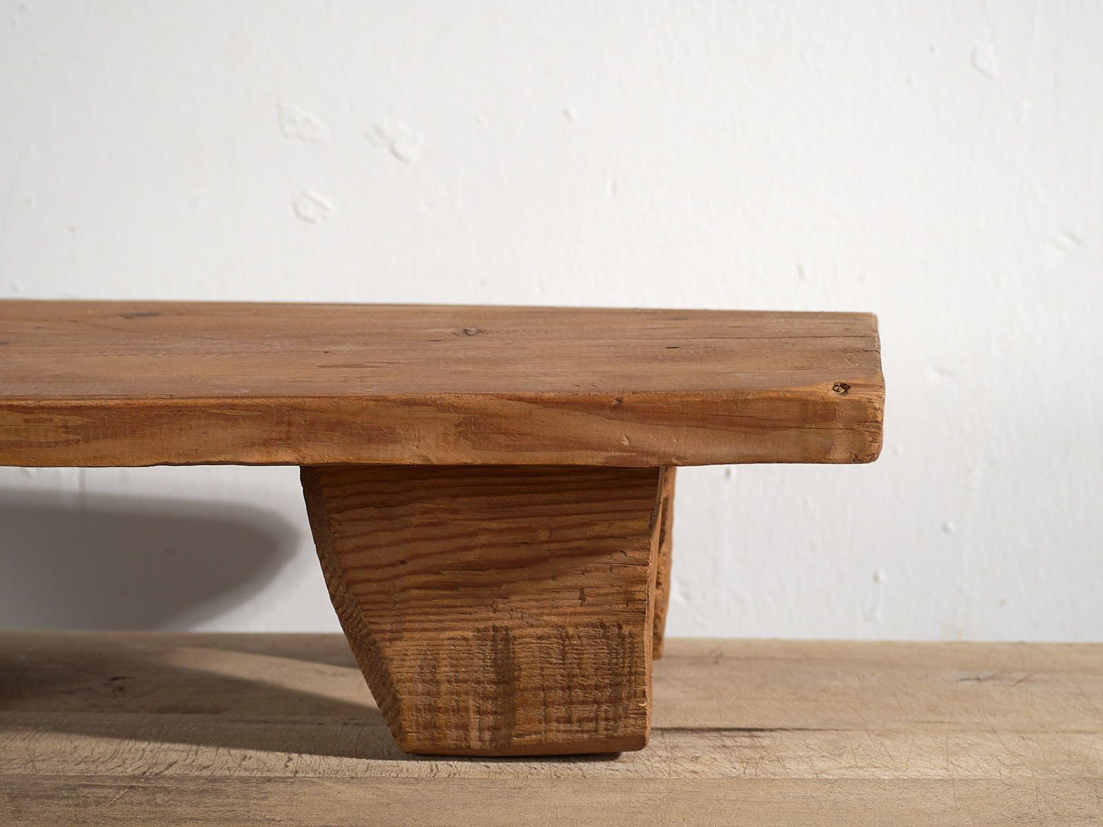 Table d'appoint d'époque en bois massif (vers 1920) #17 photo buy