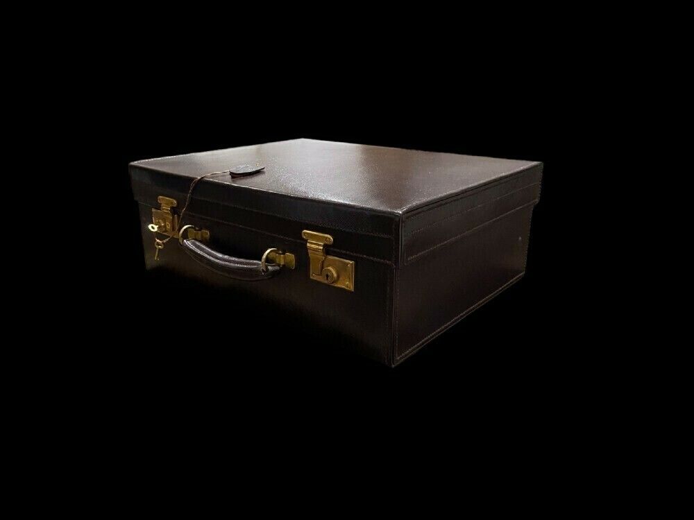 A Superb Quality Mappin & Webb Art Deco Vanity Case And Contents, 1933. photo Home Decor