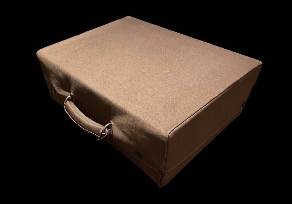 photo vinterior A Superb Quality Mappin & Webb Art Deco Vanity Case And Contents, 1933.