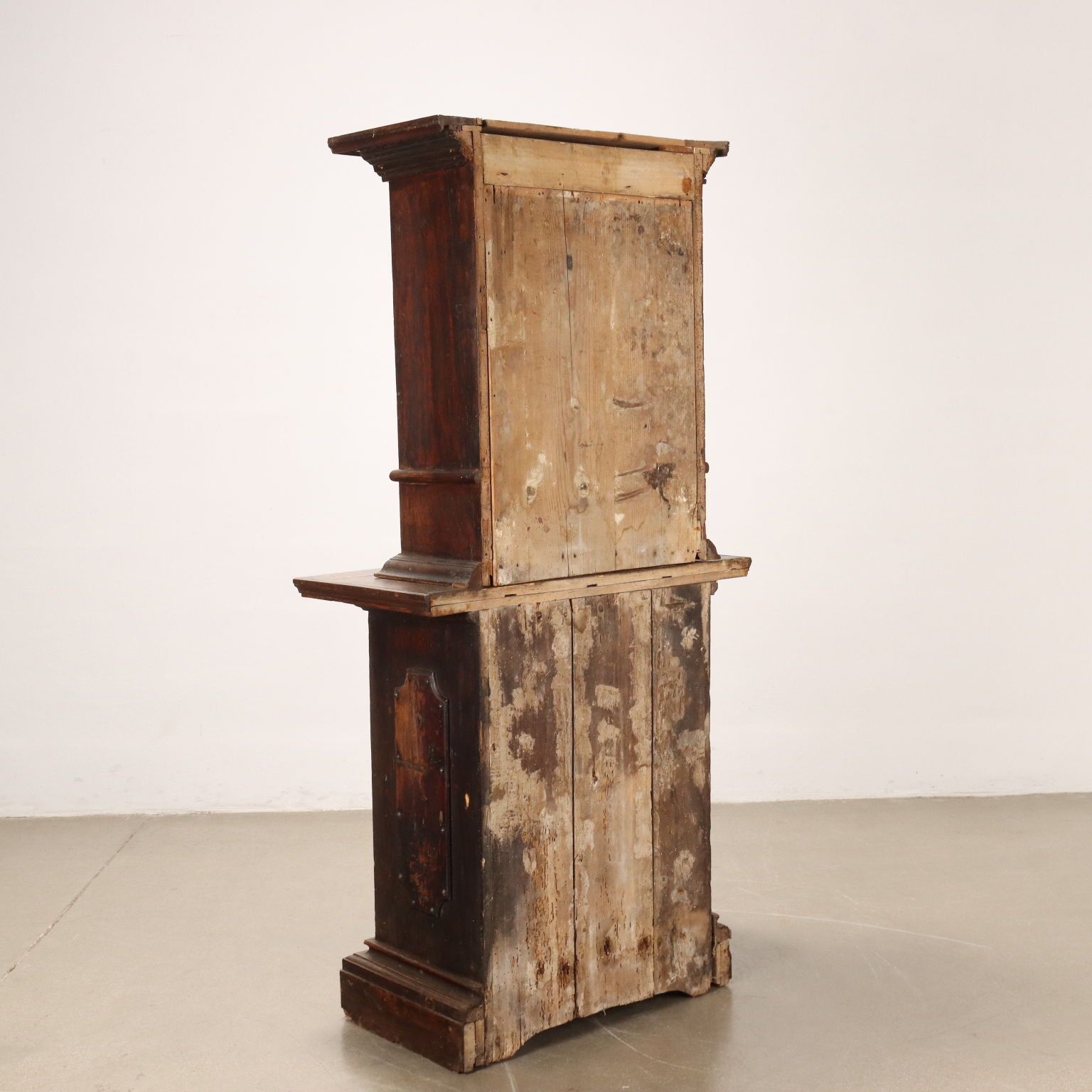 photo furniture Antique Neo Baroque Cupboard Silver Fir Italy XIX Century