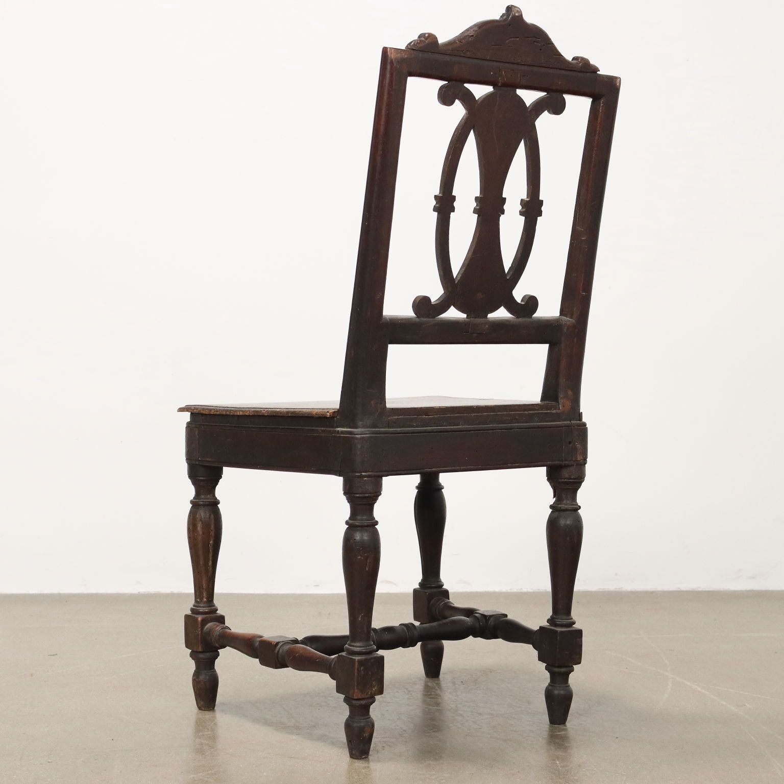 Neoclassical Chairs Carved Walnut Italy XVIII Century photo vinterior