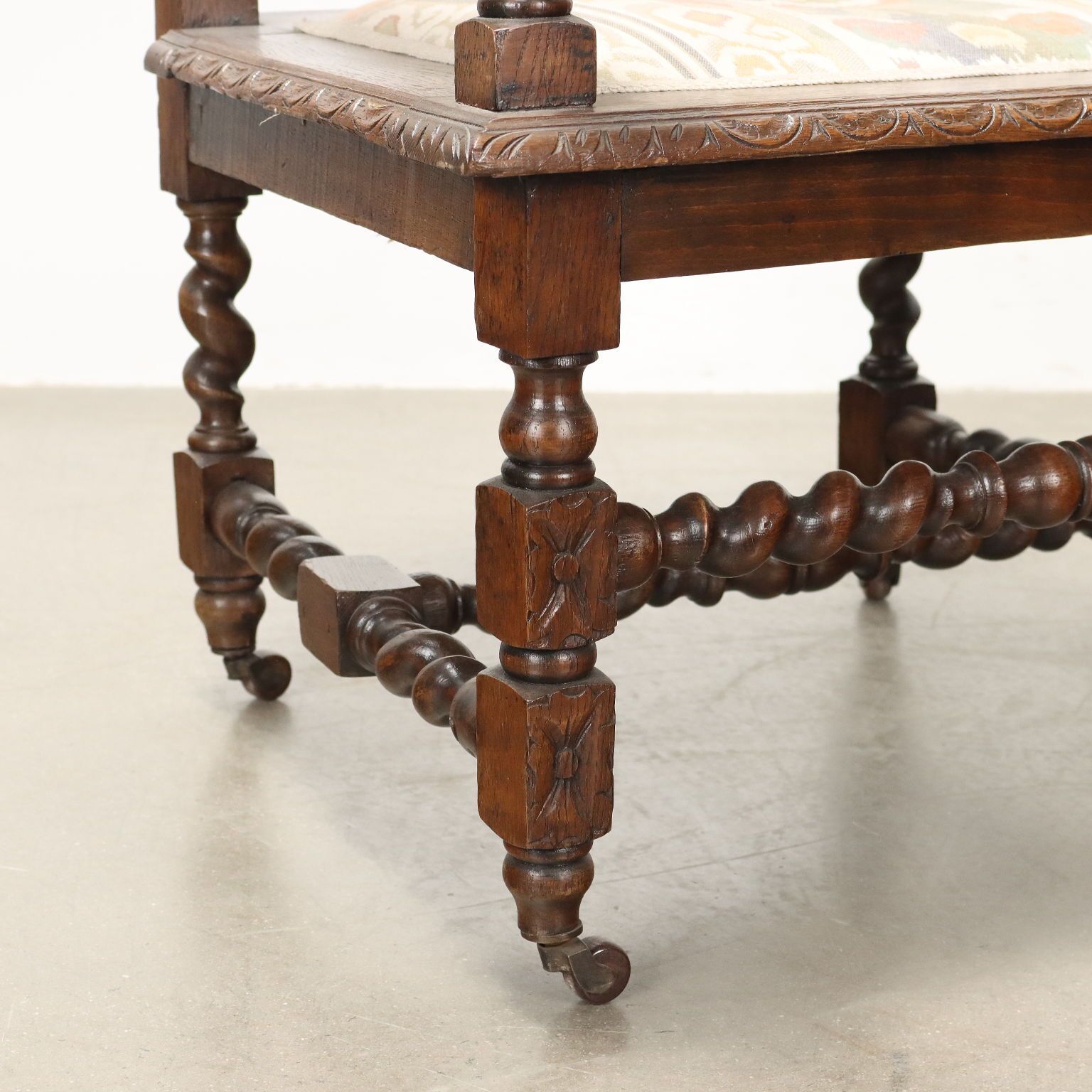 Antique Armchair Neo Renaissance Oak Fabric XIX XX Century photo 800.0