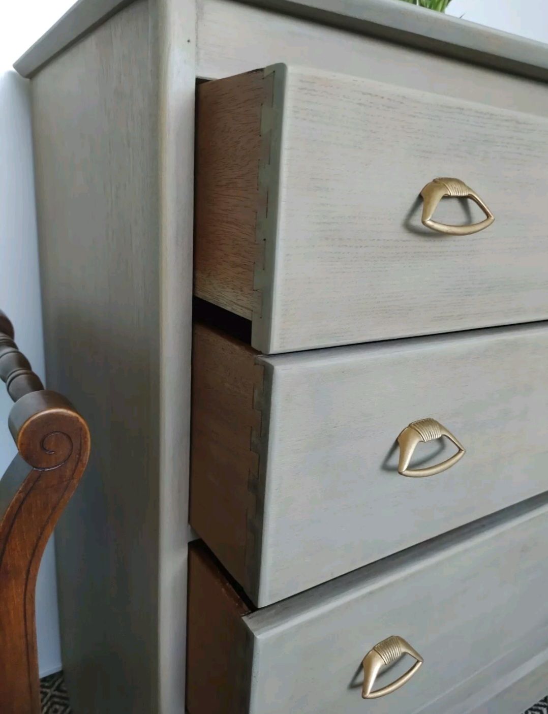 Lebus Chest Of Drawers photo Furniture