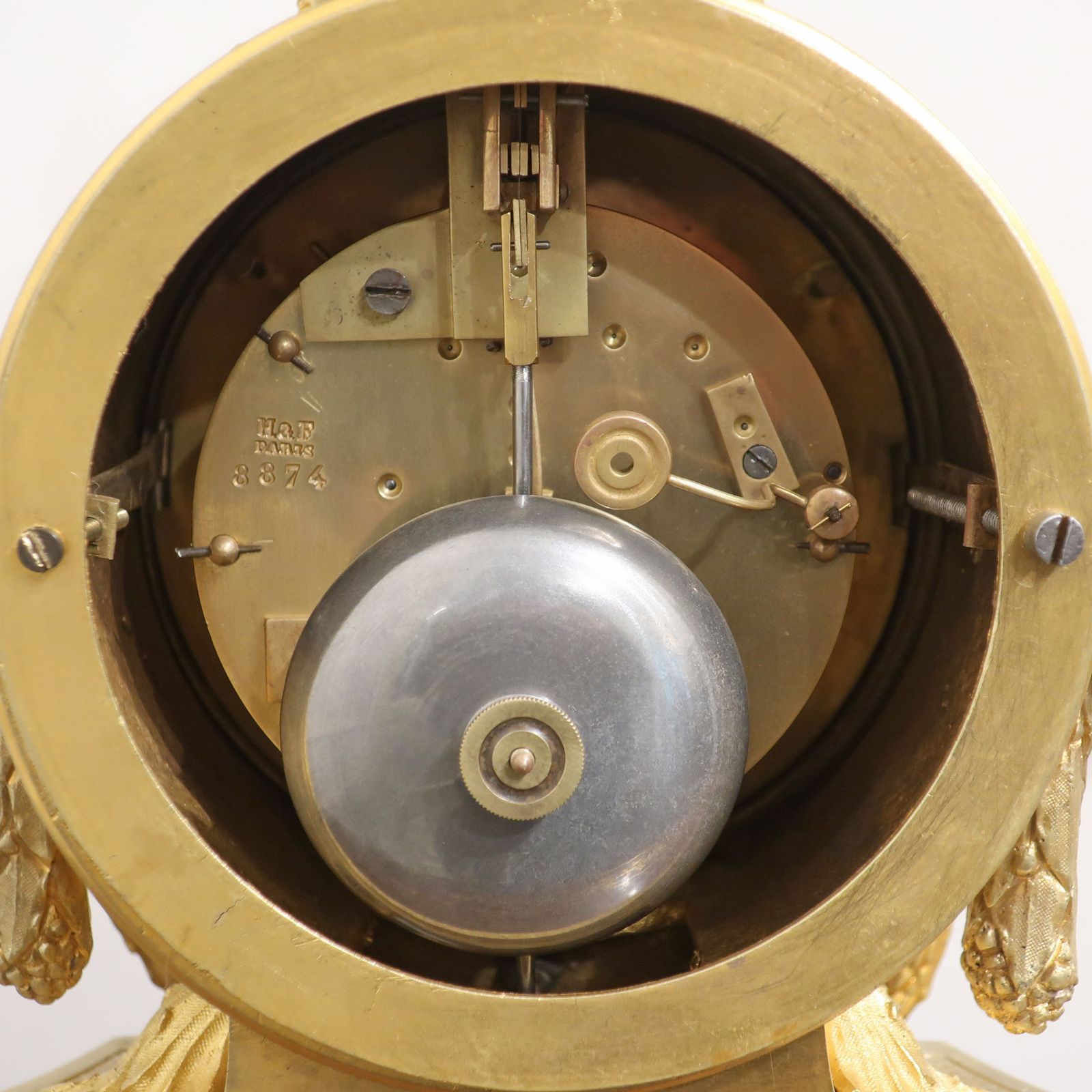 photo vinterior French Louis XVI Style Bronze Gilt & Porcelain Mantel Clock By Japy Freres