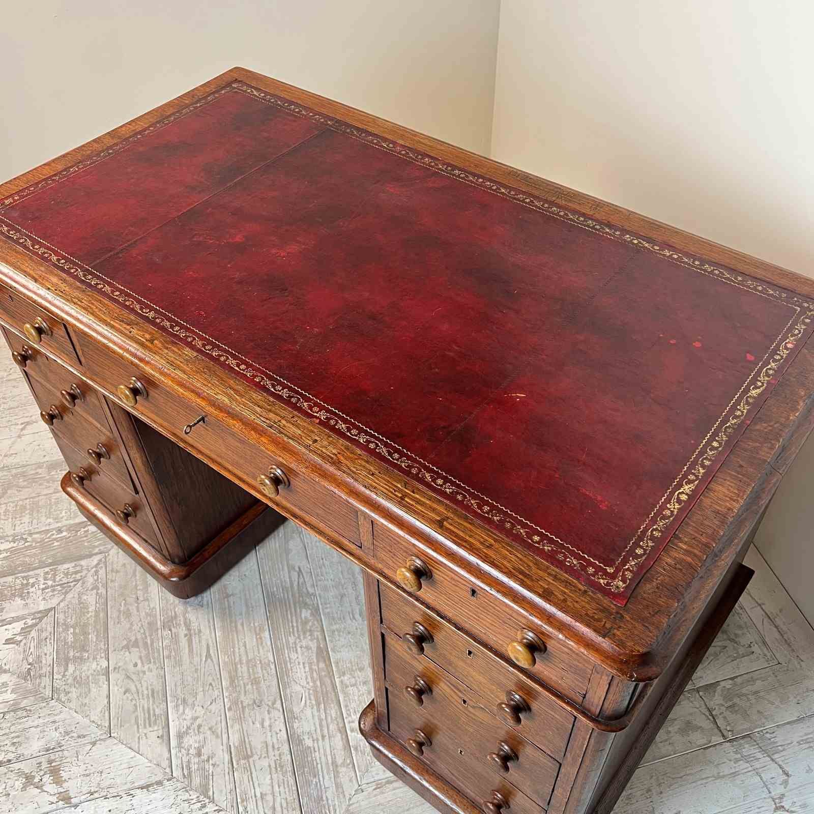photo furniture Victorian Oak Pedestal Desk By Deighton & Dunthorne, Holborn, London