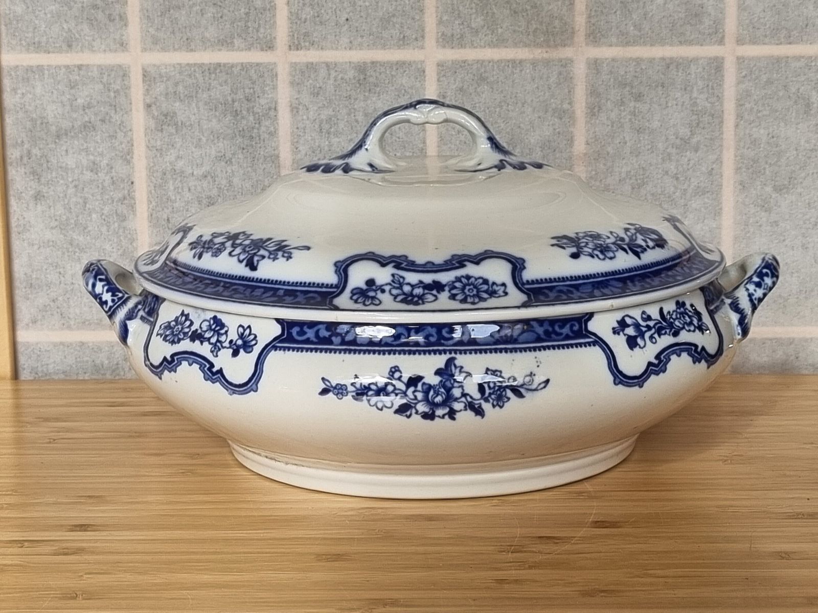 Antique Lidded Dish By Losol Ware Romney In Blue And White Floral English China, Collectible Tableware For Fine Dining // Ashleyparkerva photo vintage