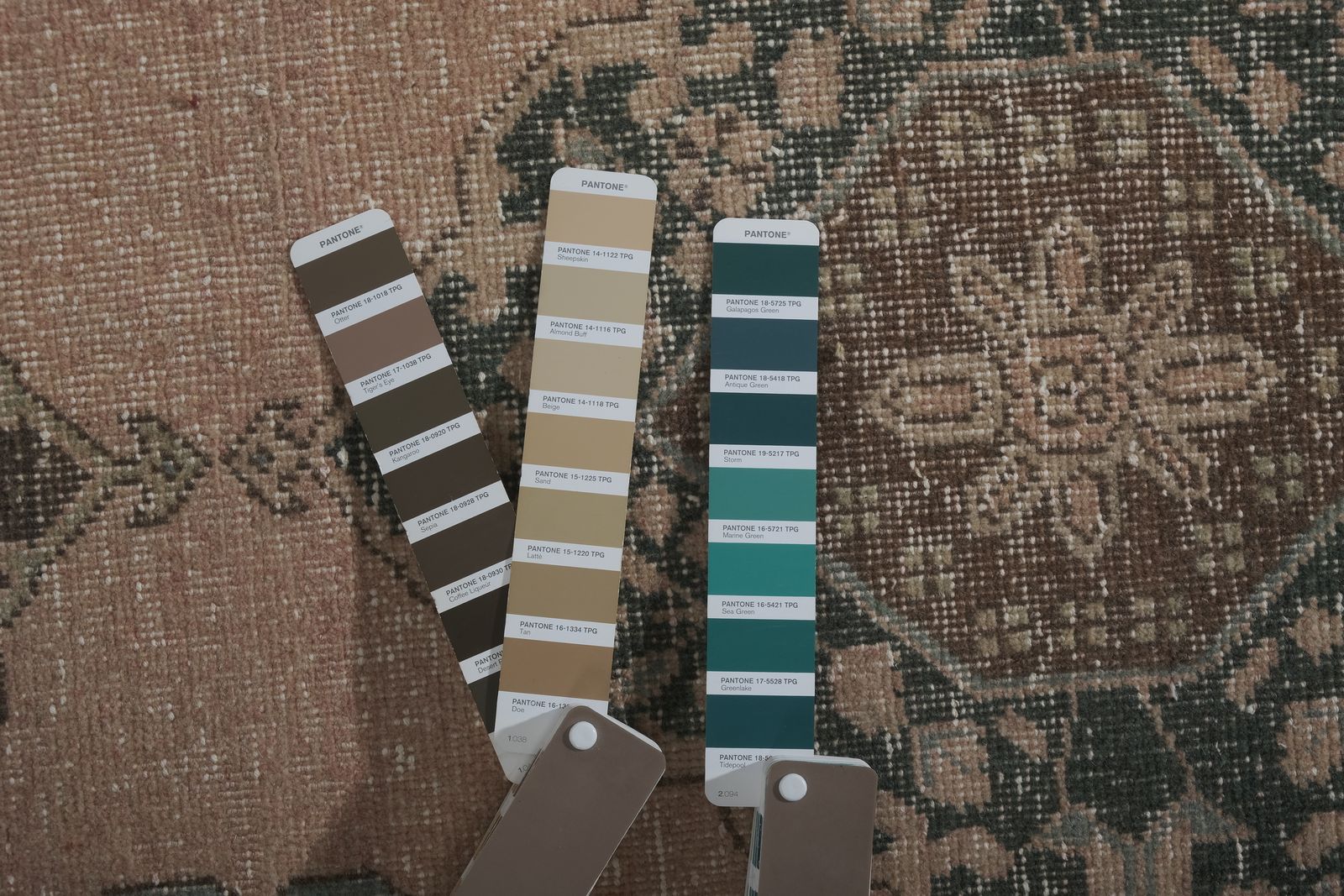 photo furniture Turkish Oushak Extra Long Runner   Stair Tread 2'8'' X 25'9''