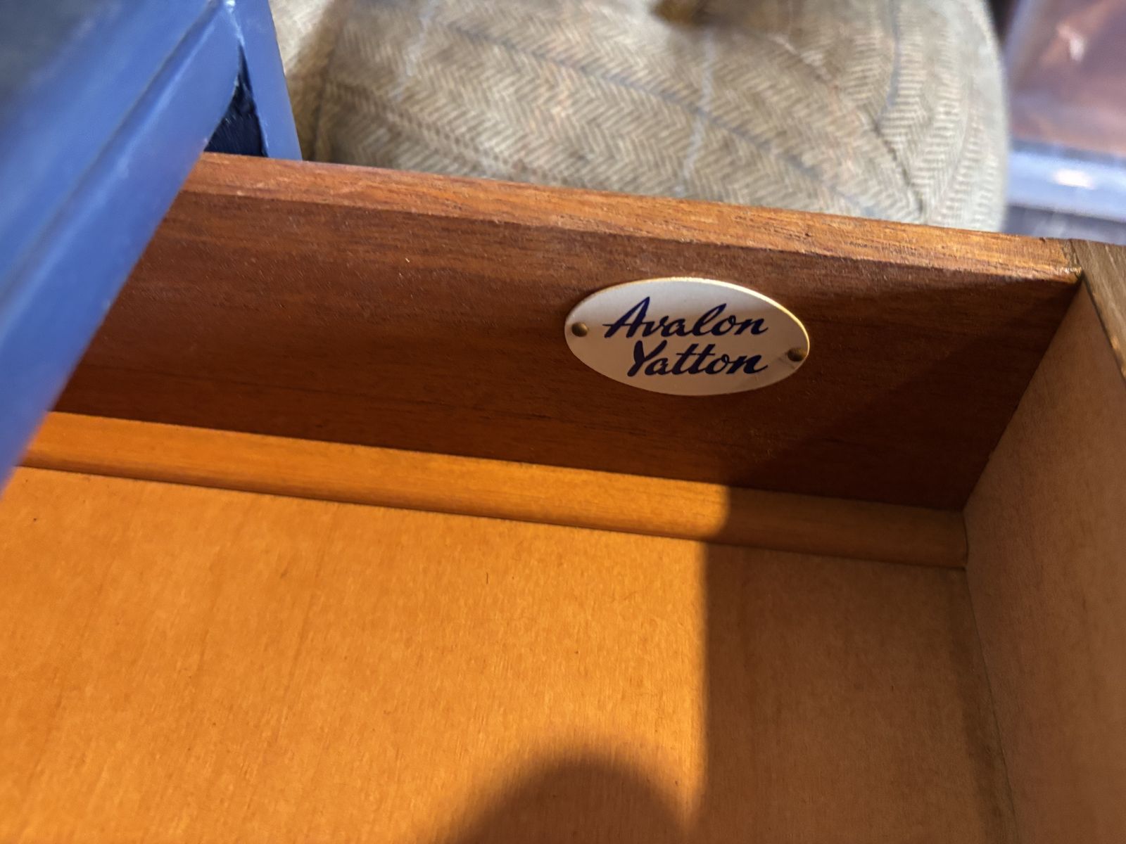 Avalon Yatton Beehive Chest Of Drawers